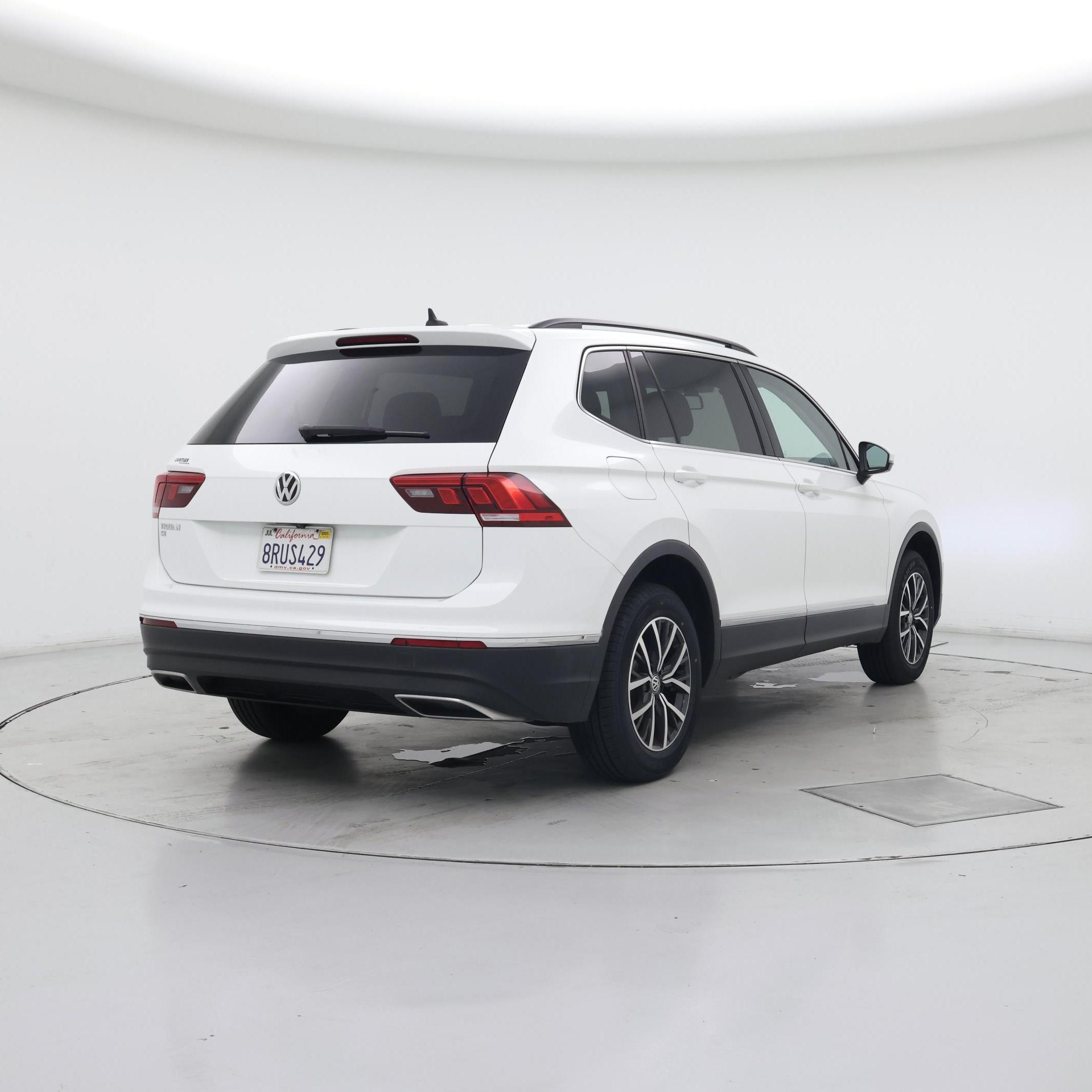 Thumbnail: 2020 Volkswagen Tiguan - 8