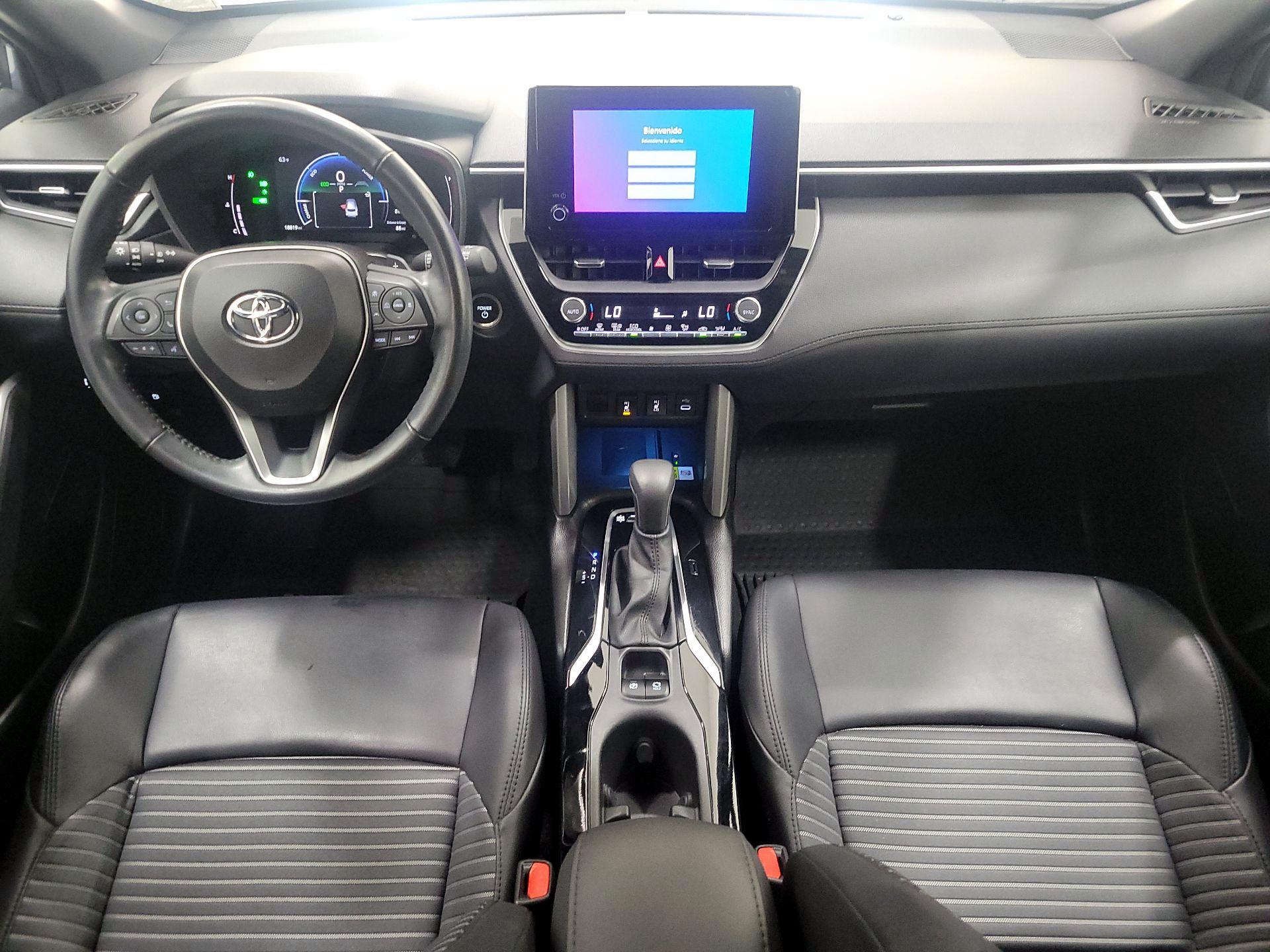 Thumbnail: 2023 Toyota Corolla Cross - 9