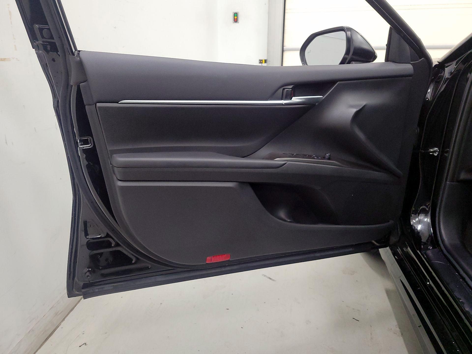 Thumbnail: 2024 Toyota Camry - 12