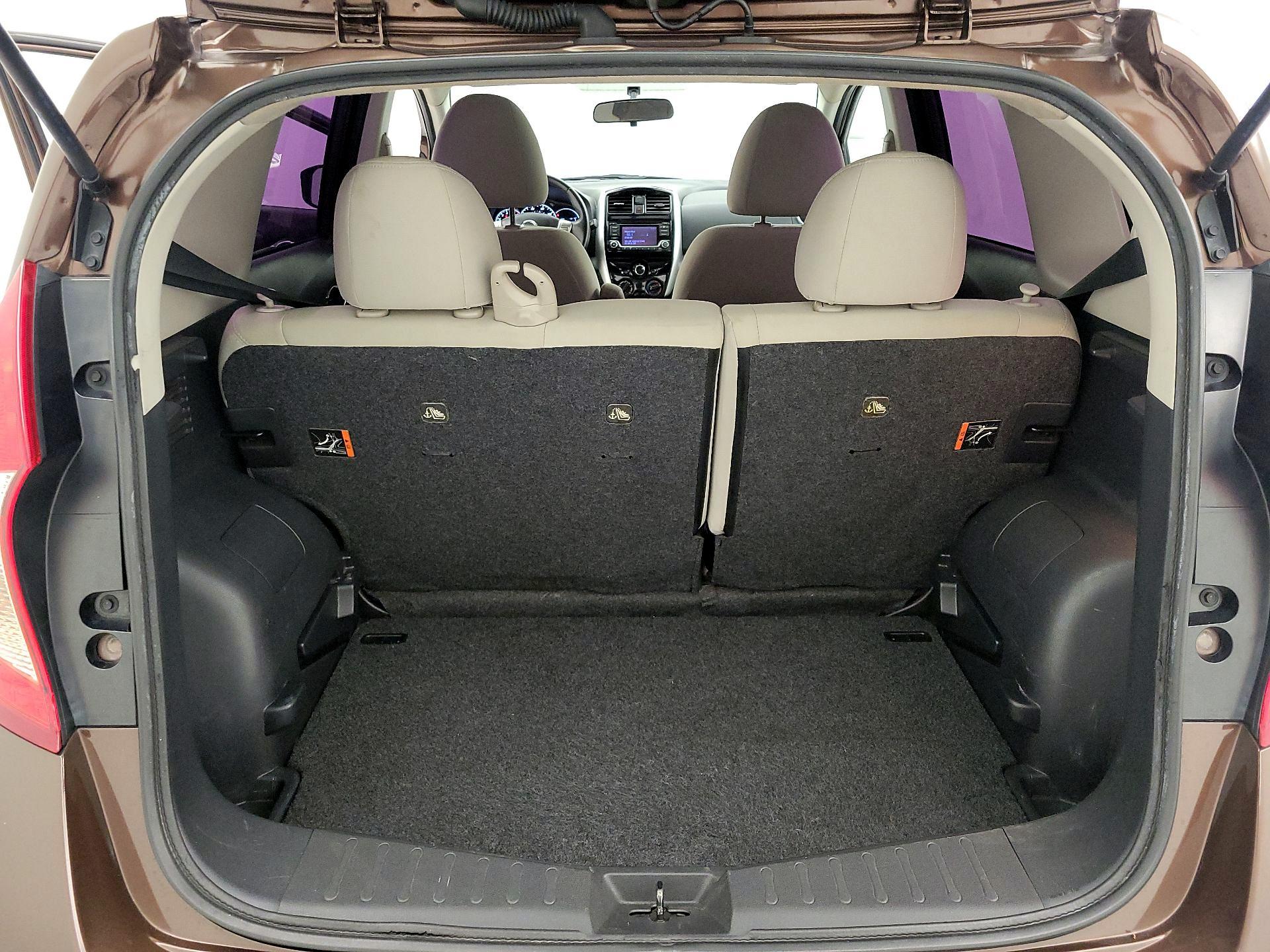 Thumbnail: 2017 Nissan Versa Note - 19