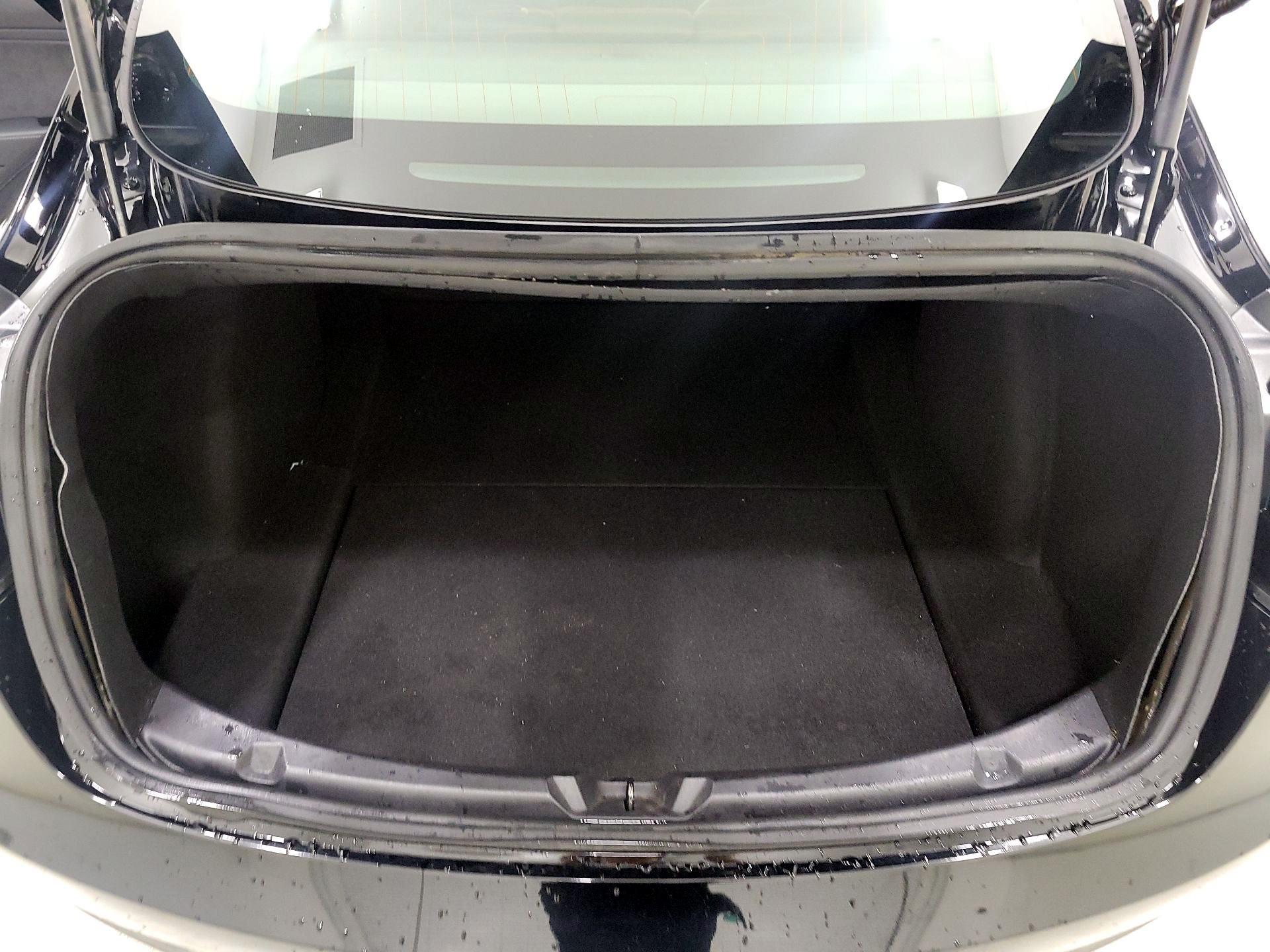 Thumbnail: 2019 Tesla Model 3 - 19