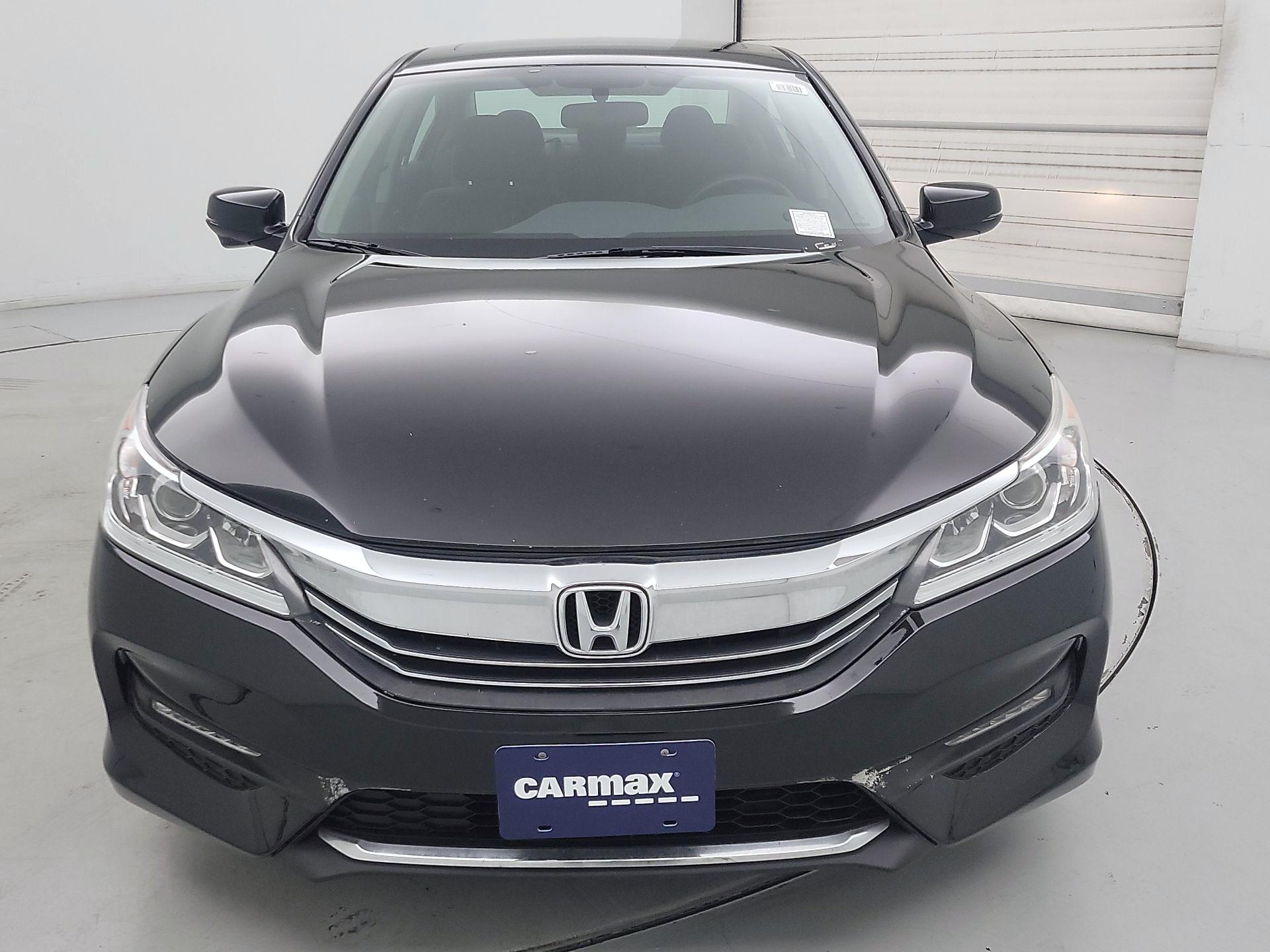 Thumbnail: 2017 Honda Accord - 2