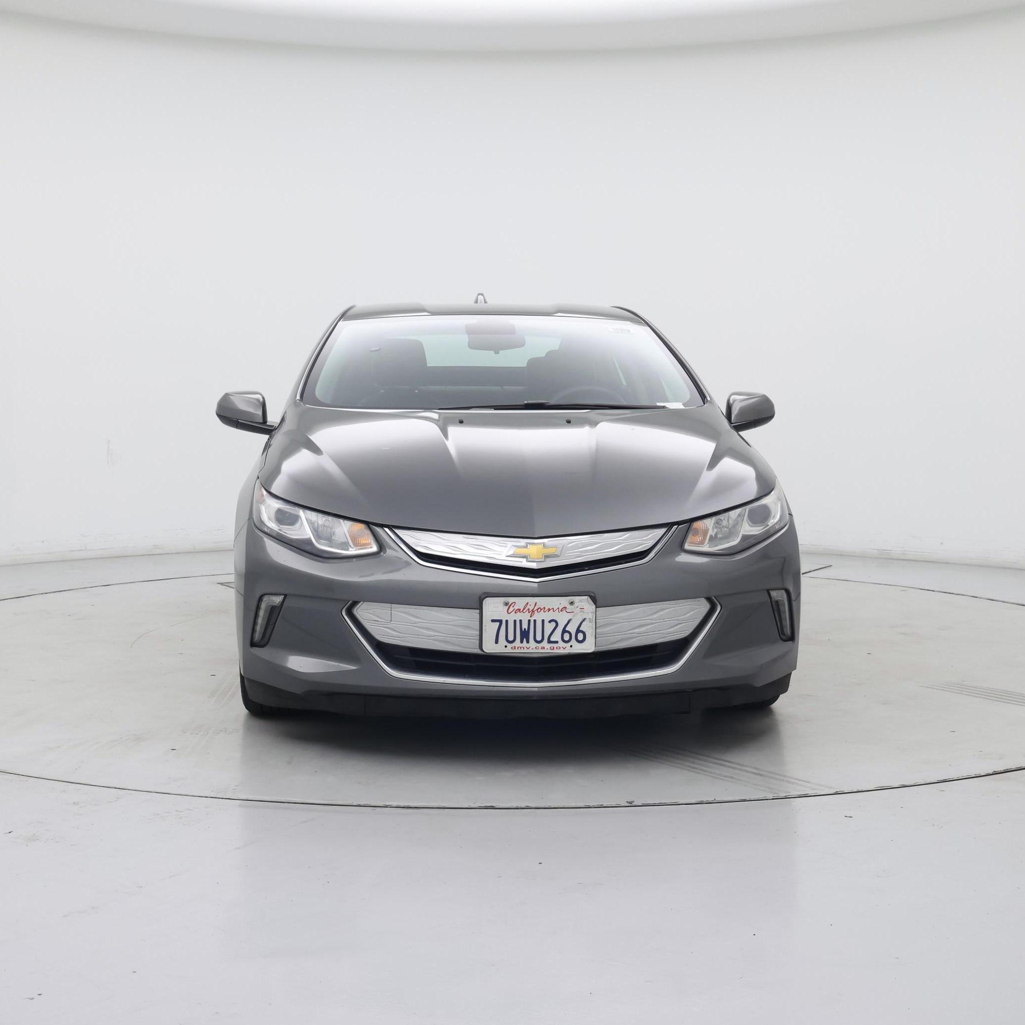 Thumbnail: 2017 Chevrolet Volt - 5
