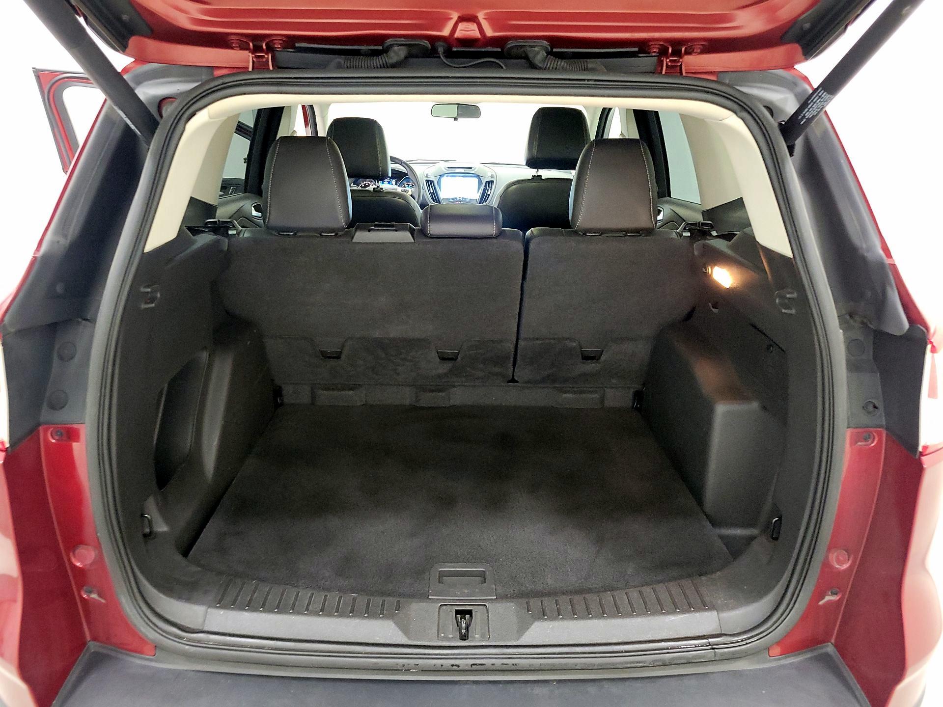 Thumbnail: 2016 Ford Escape - 20