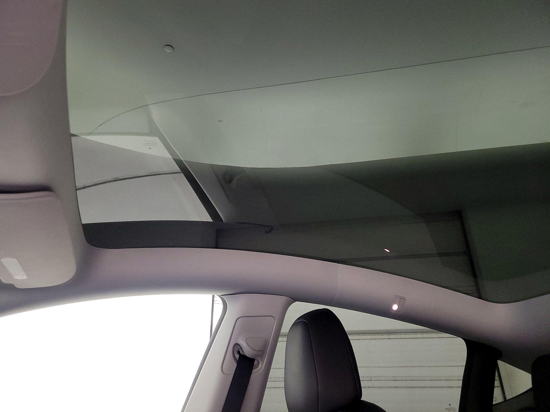 Thumbnail: 2023 Tesla Model Y - 18