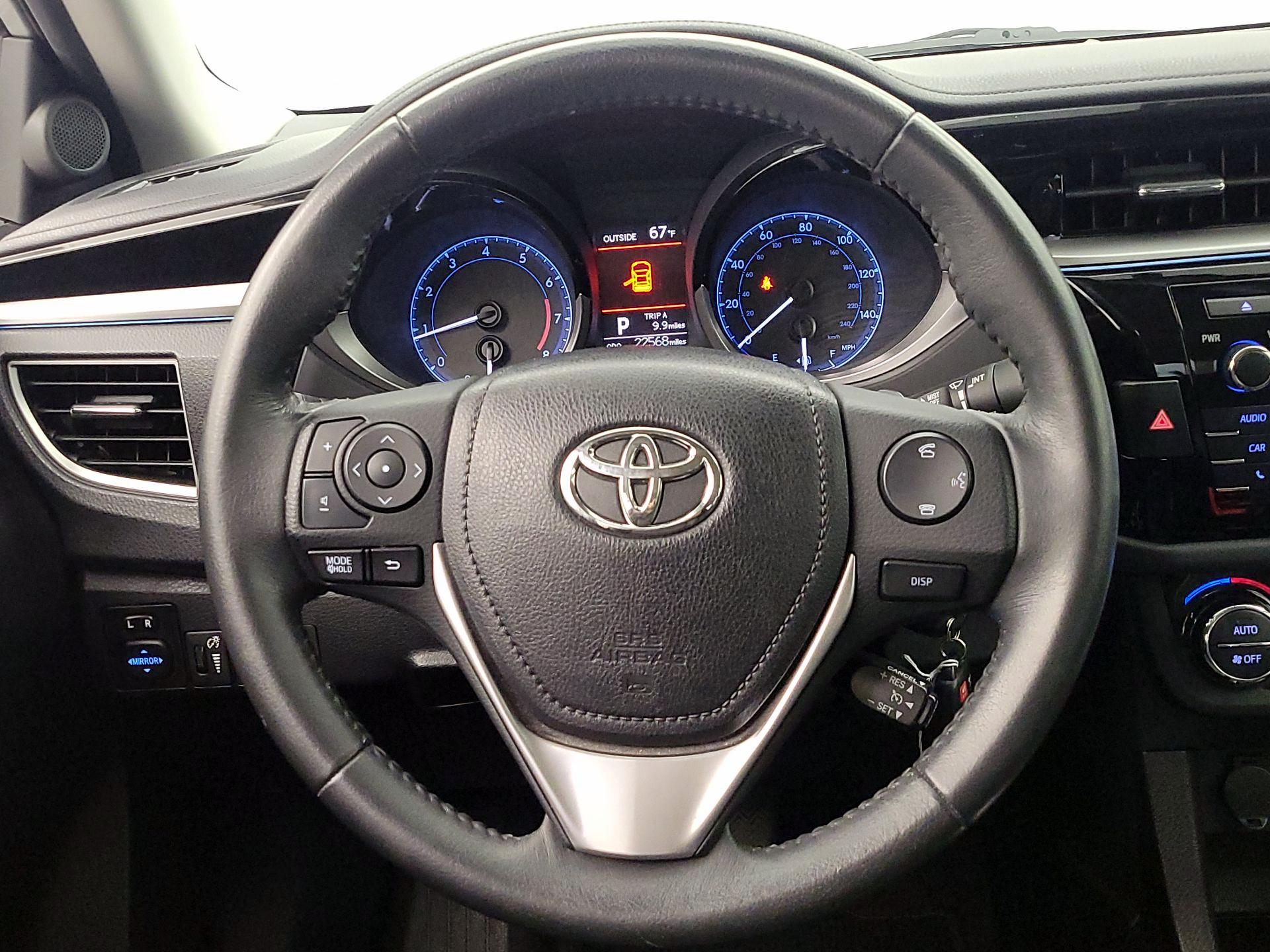 Thumbnail: 2014 Toyota Corolla - 10