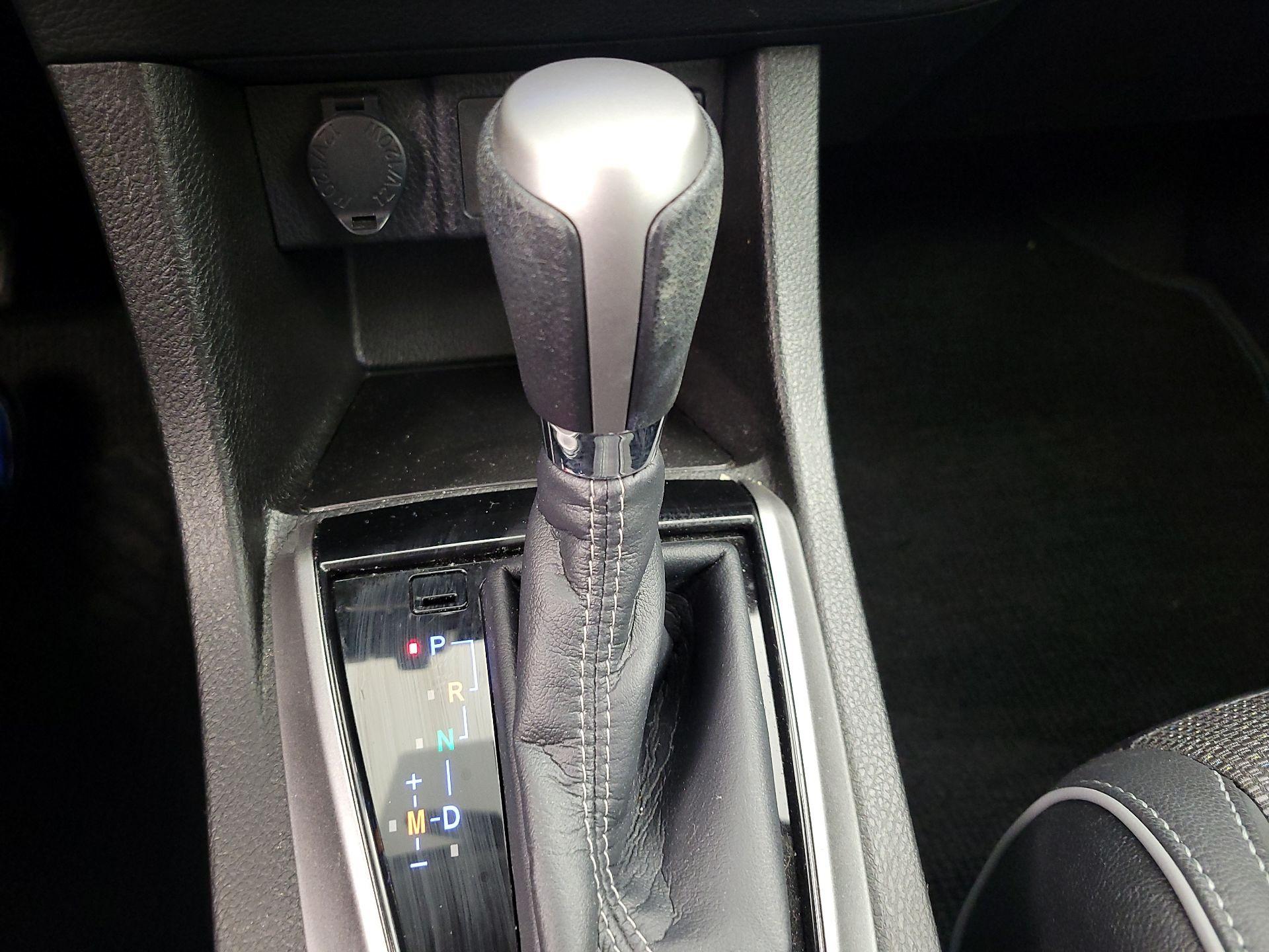 Thumbnail: 2014 Toyota Corolla - 17