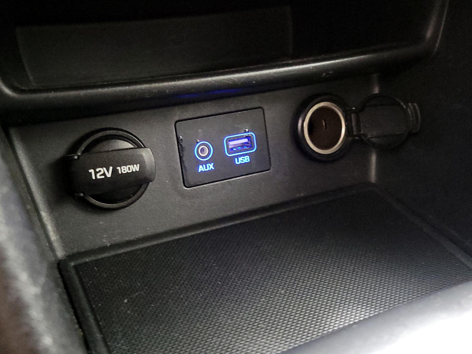 Thumbnail: 2018 Hyundai Kona - 18