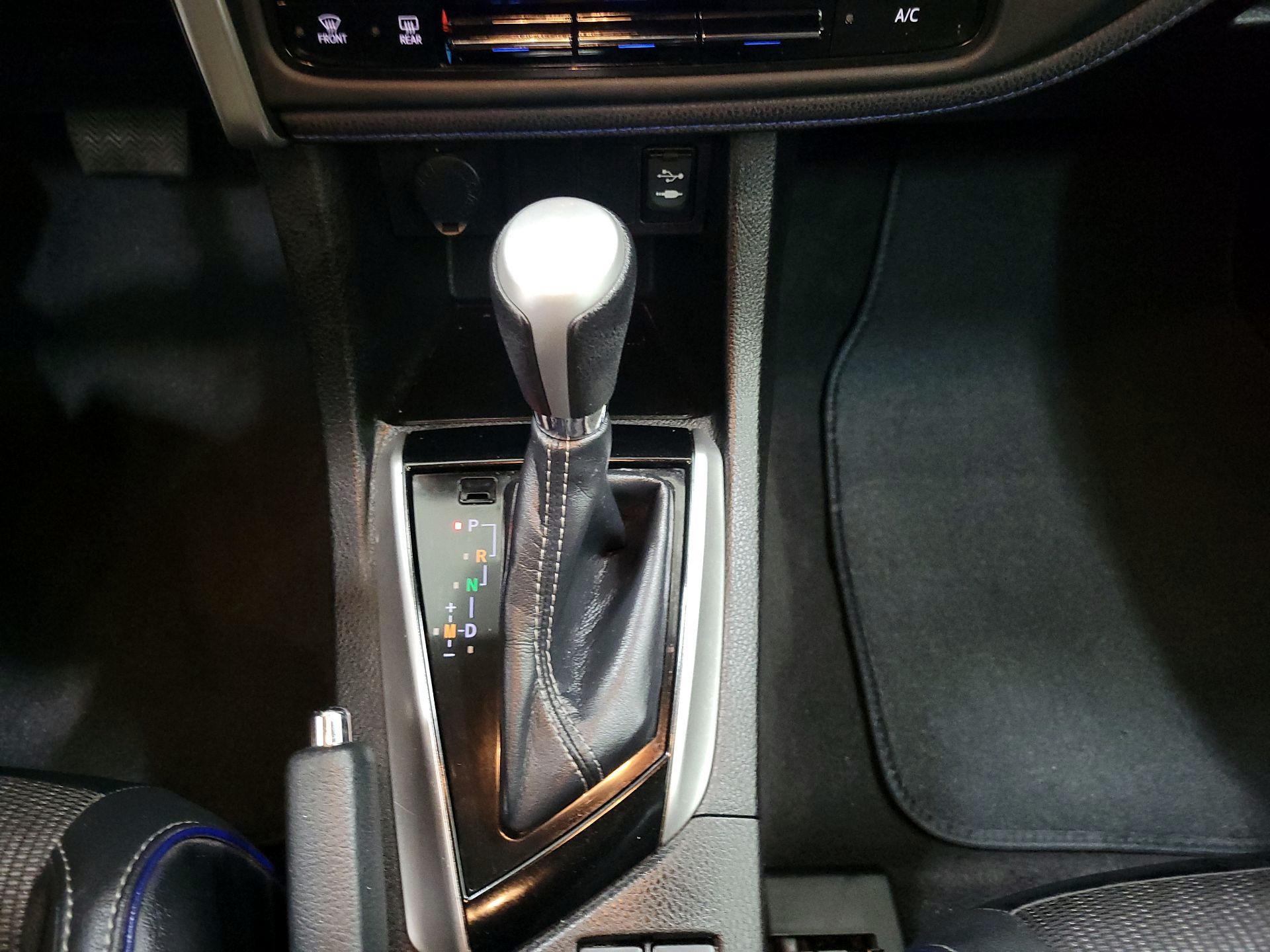 Thumbnail: 2019 Toyota Corolla - 17