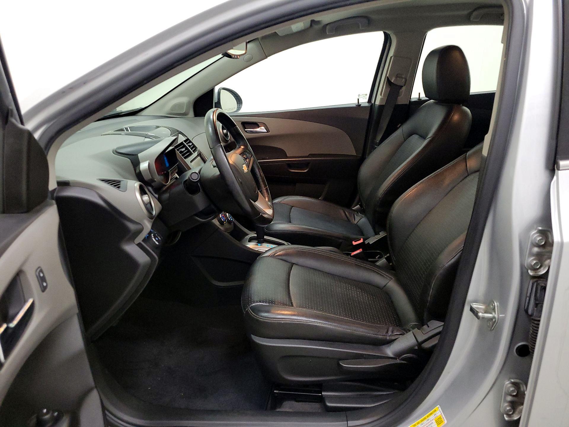 Thumbnail: 2016 Chevrolet Sonic - 11