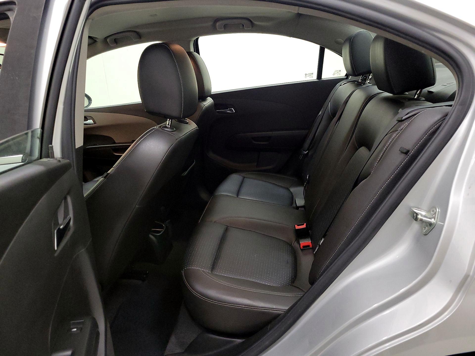 Thumbnail: 2016 Chevrolet Sonic - 18