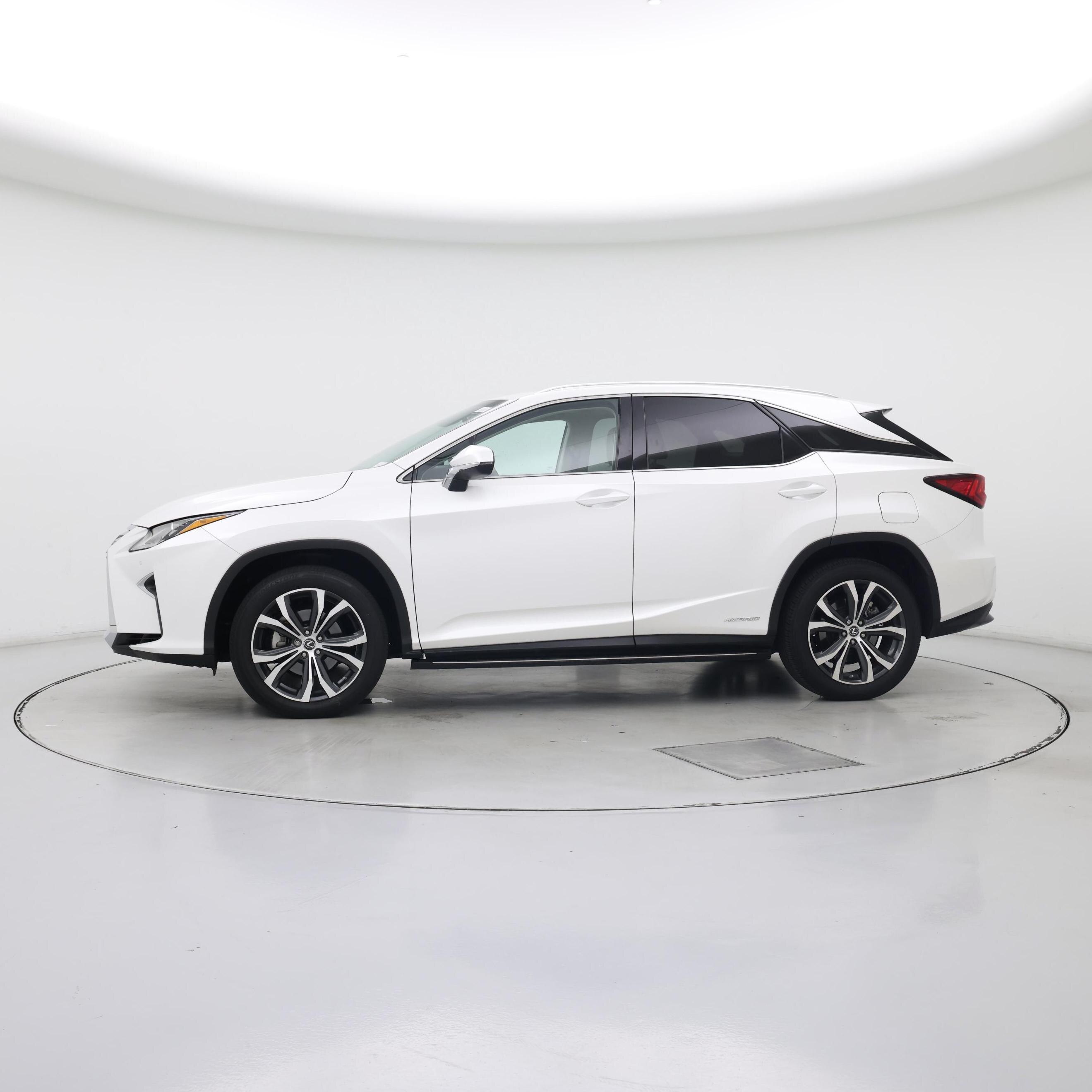 Thumbnail: 2018 Lexus RX - 3