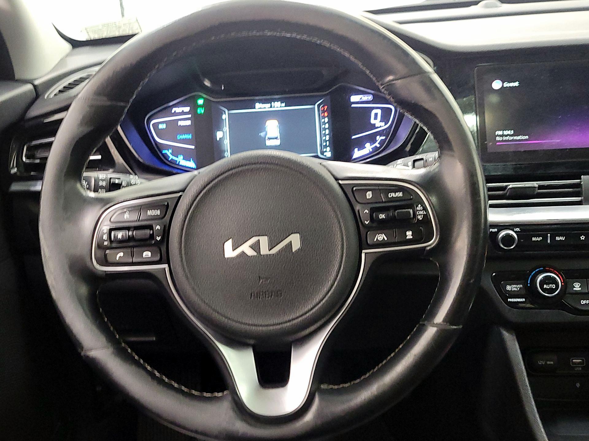 Thumbnail: 2022 Kia Niro - 10