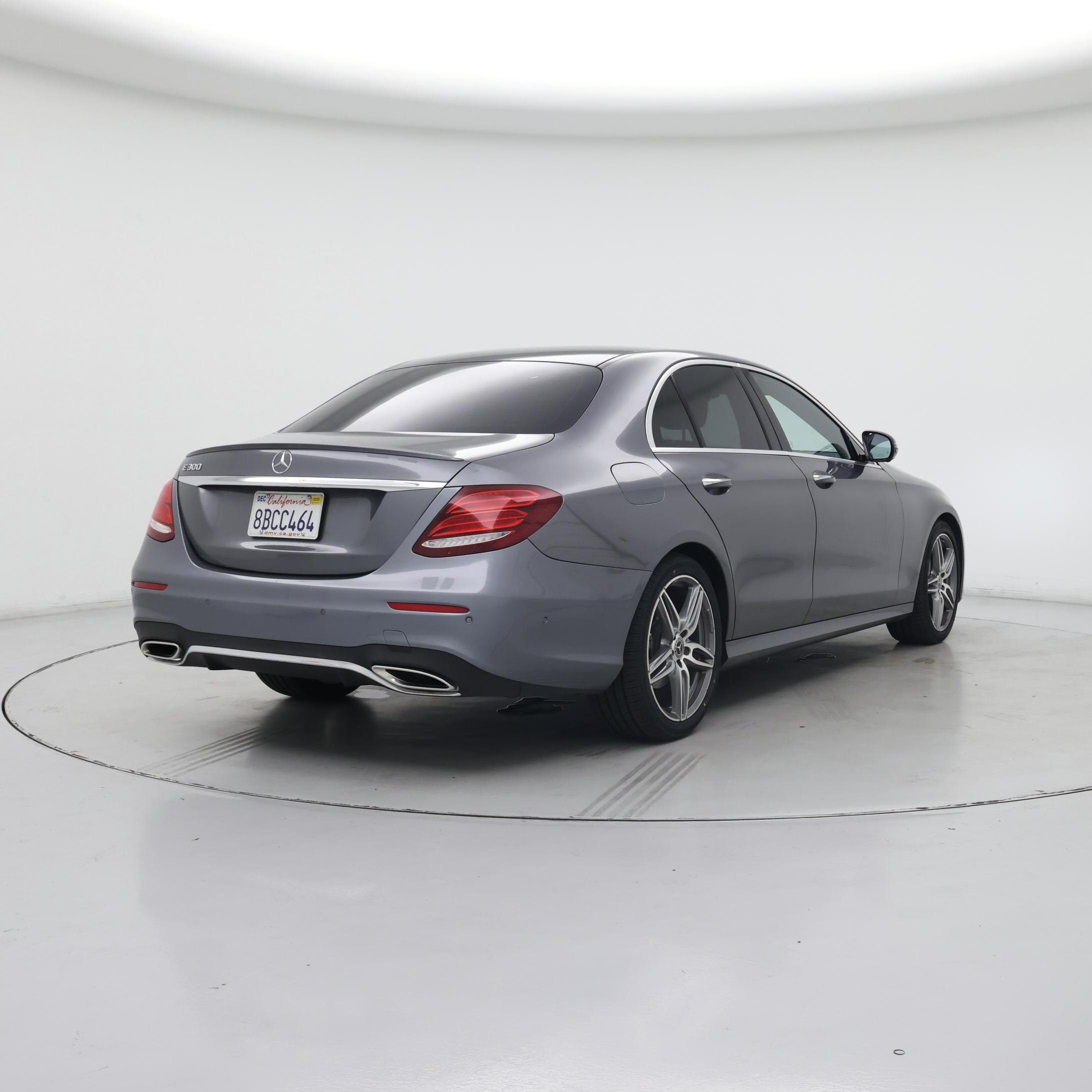 Thumbnail: 2018 Mercedes-Benz E-Class - 8