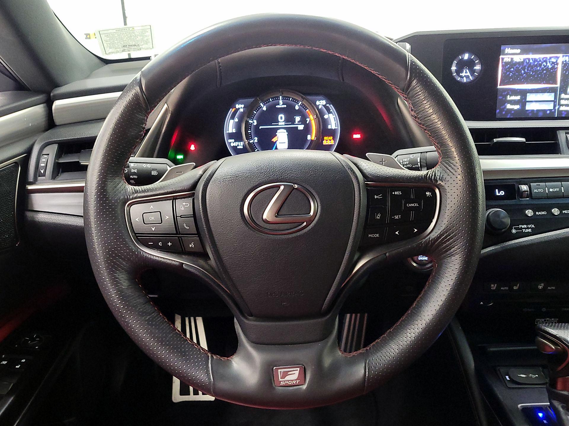 Thumbnail: 2019 Lexus ES - 10
