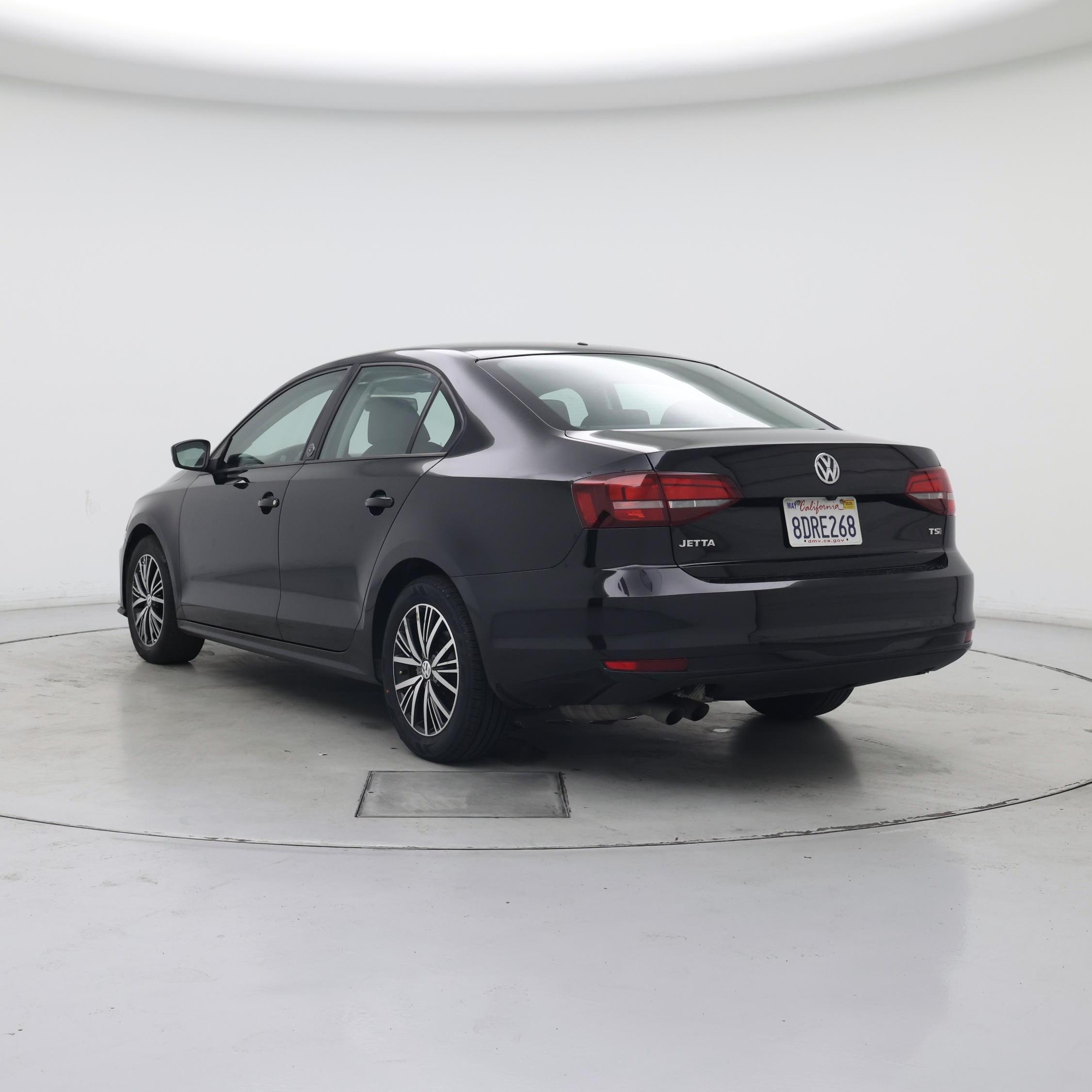 Thumbnail: 2018 Volkswagen Jetta - 2