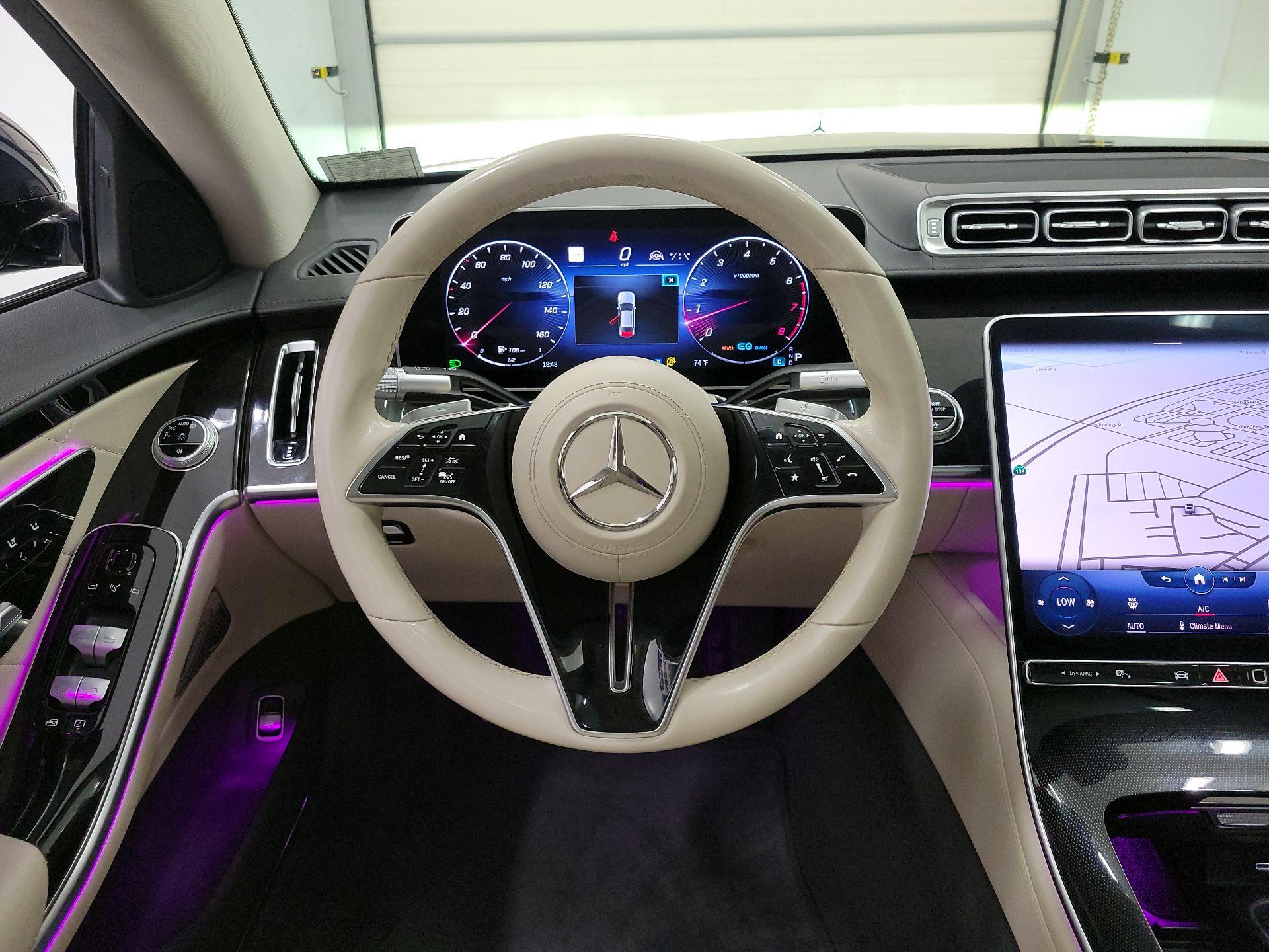 Thumbnail: 2022 Mercedes-Benz S-Class - 10