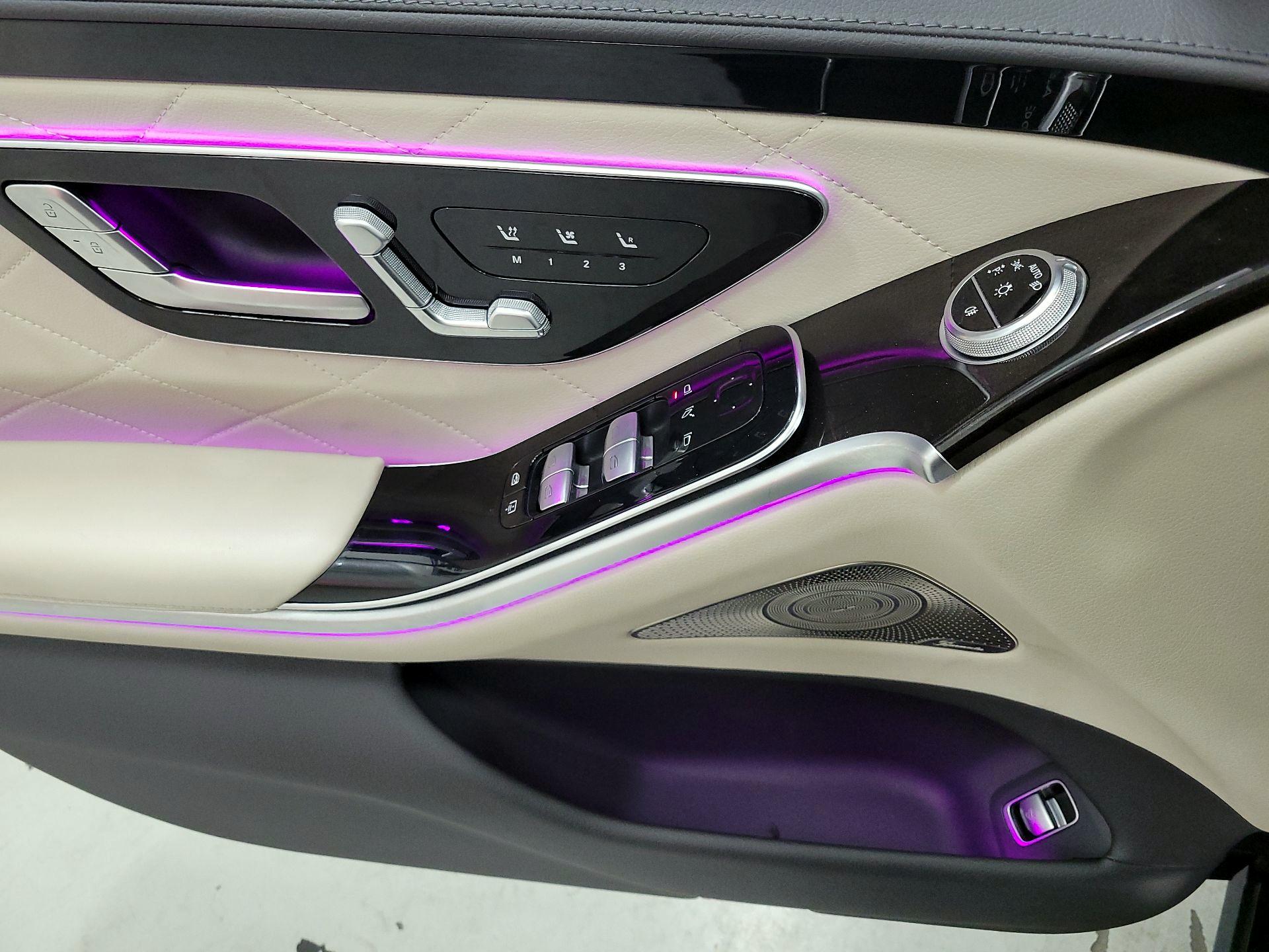 Thumbnail: 2022 Mercedes-Benz S-Class - 12