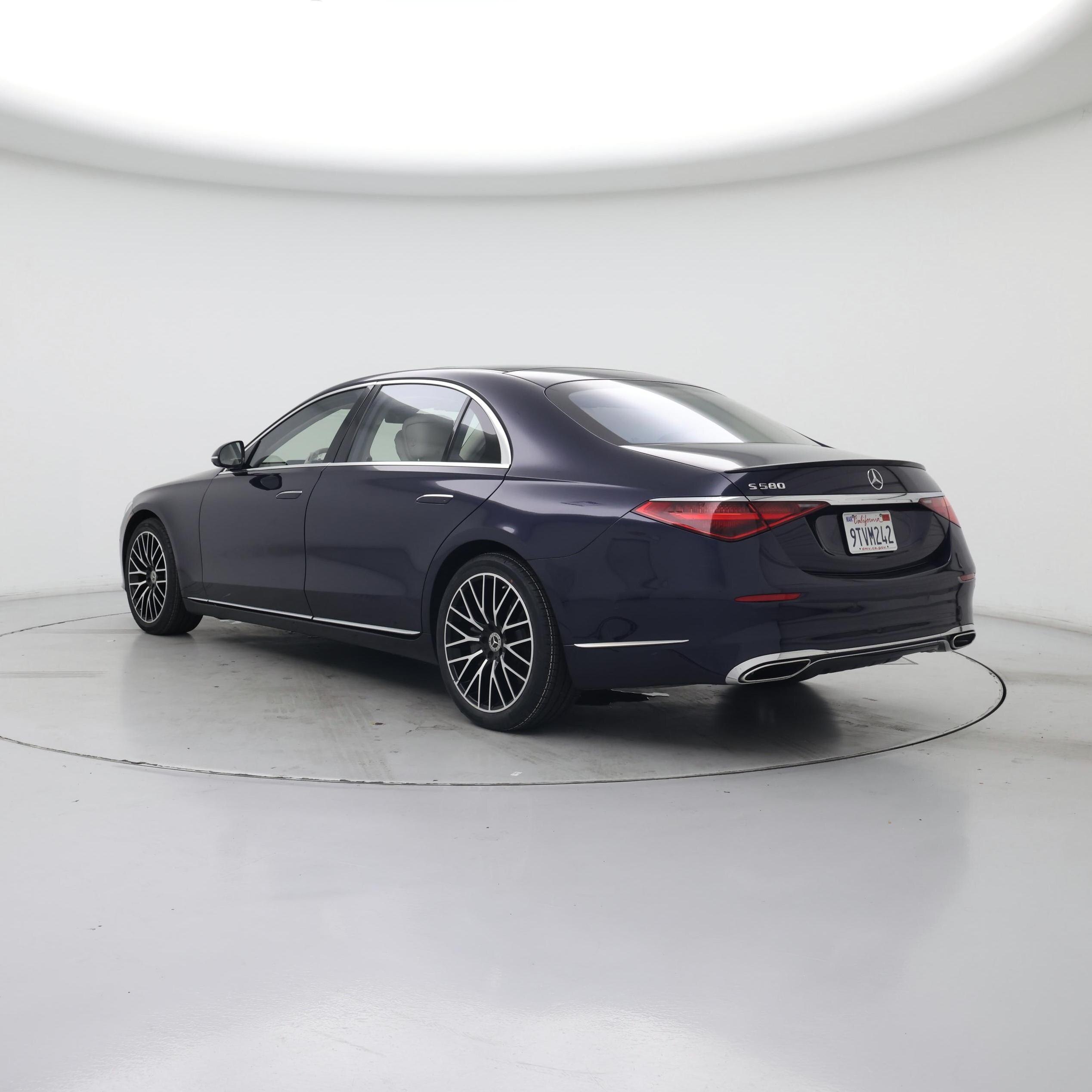Thumbnail: 2022 Mercedes-Benz S-Class - 2