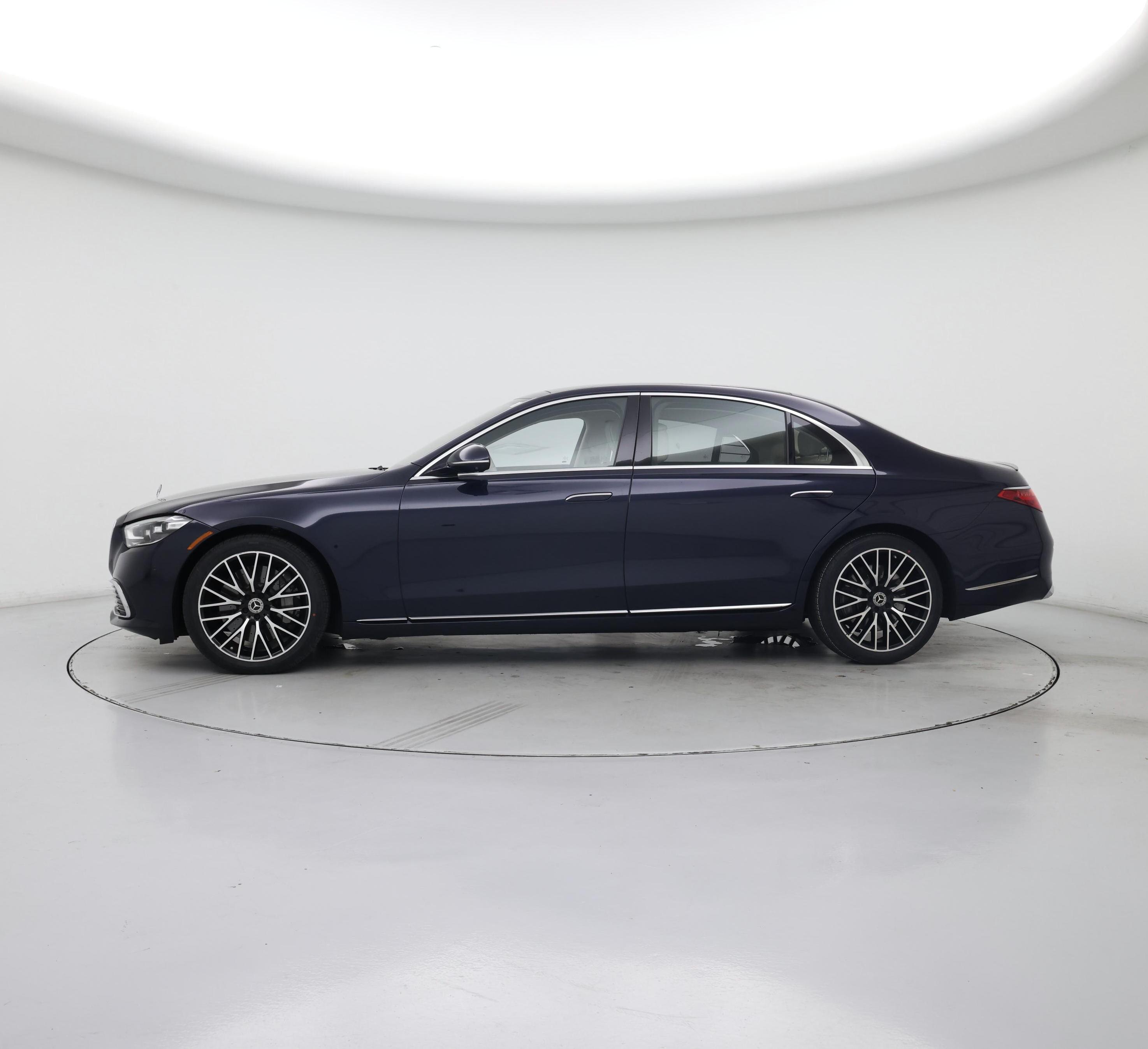 Thumbnail: 2022 Mercedes-Benz S-Class - 3