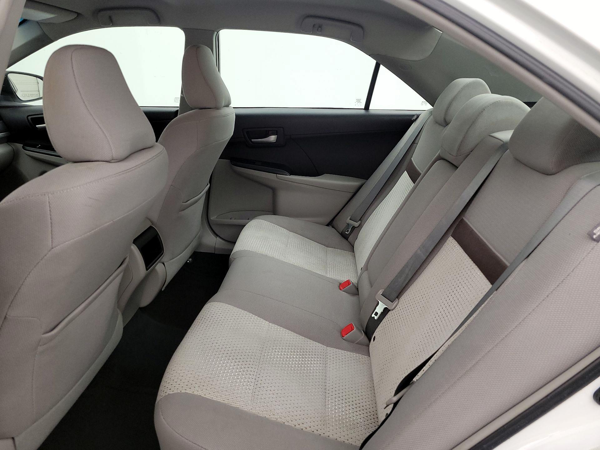 Thumbnail: 2014 Toyota Camry - 19