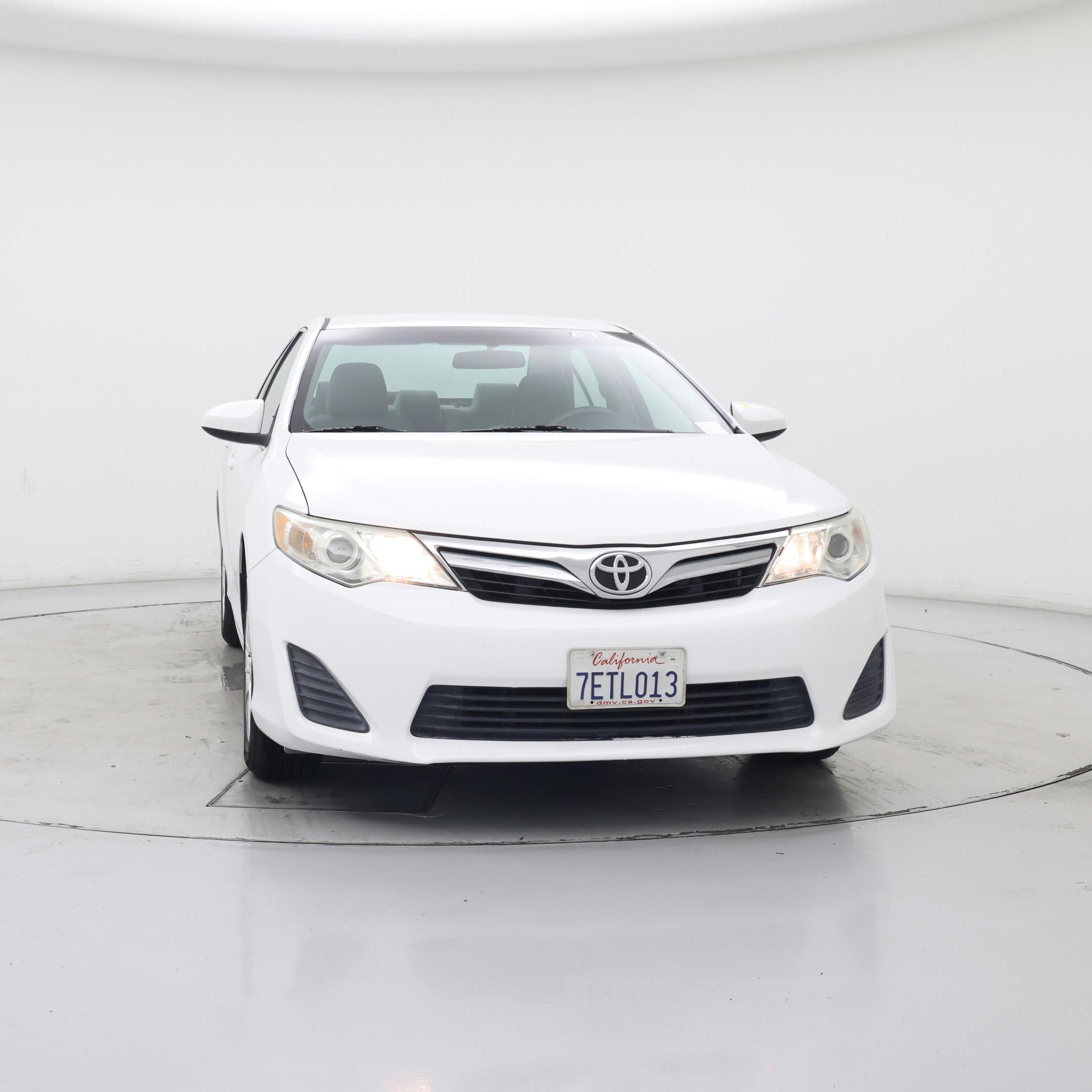 Thumbnail: 2014 Toyota Camry - 5