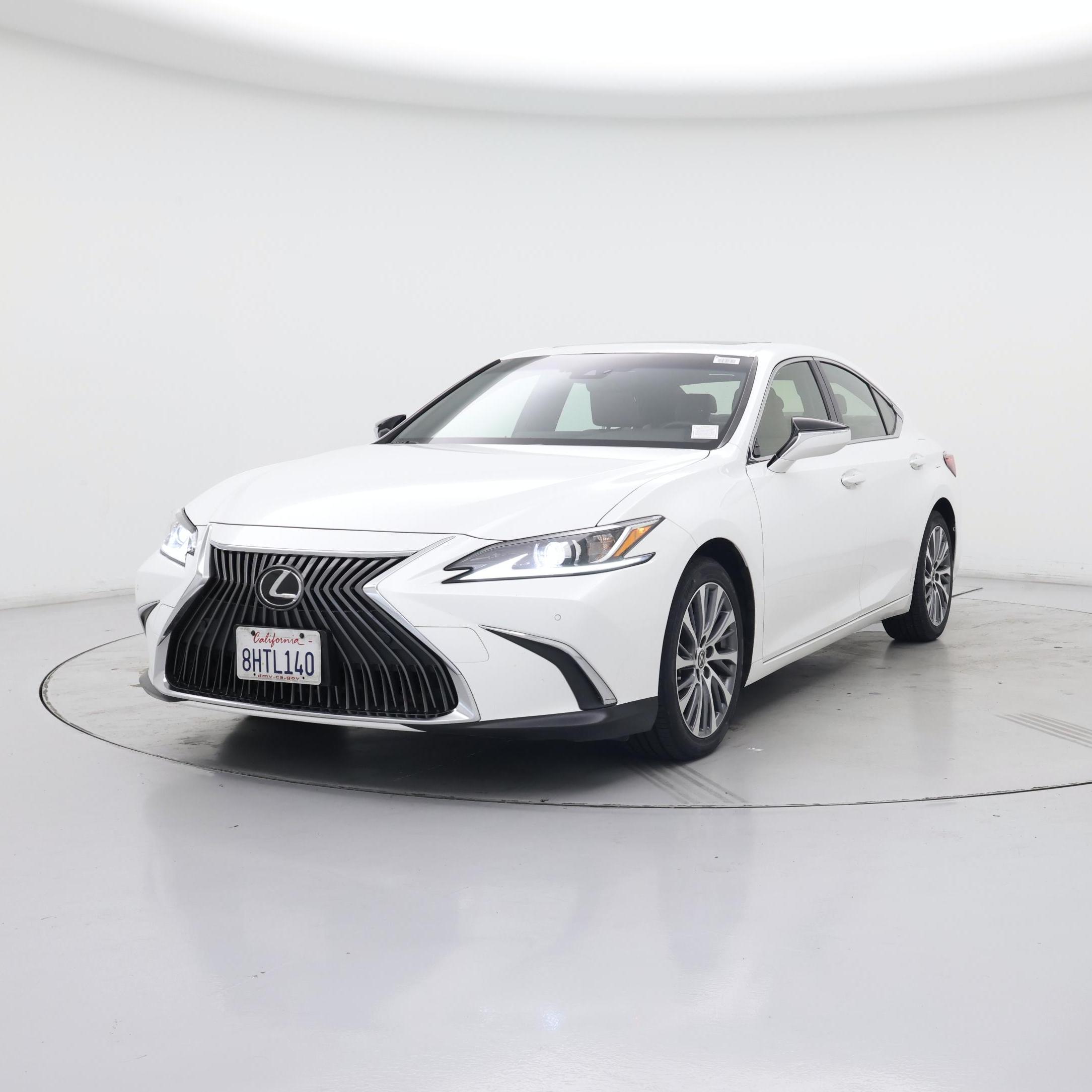 Thumbnail: 2019 Lexus ES - 4