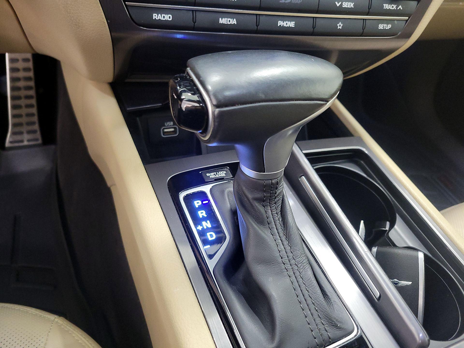 Thumbnail: 2020 Genesis G80 - 18