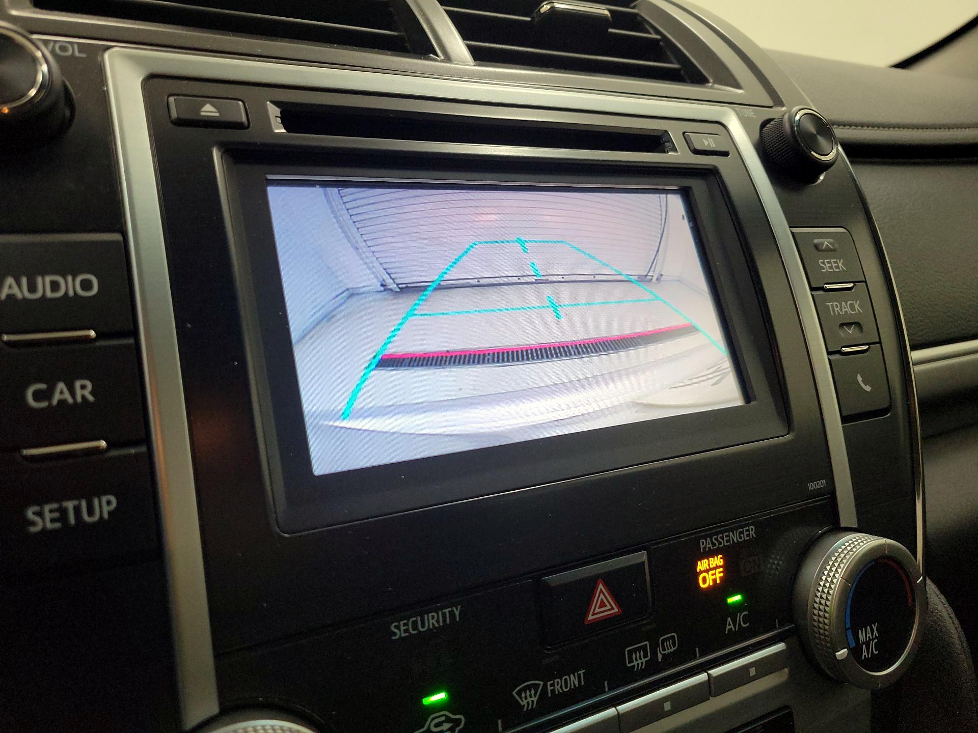 Thumbnail: 2014 Toyota Camry - 13