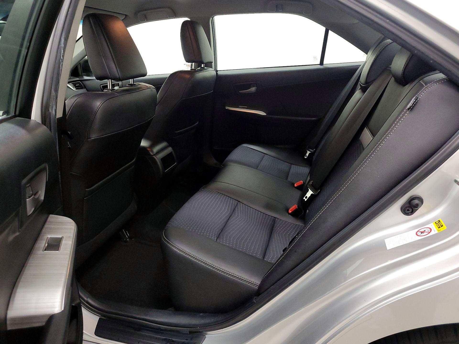 Thumbnail: 2014 Toyota Camry - 18