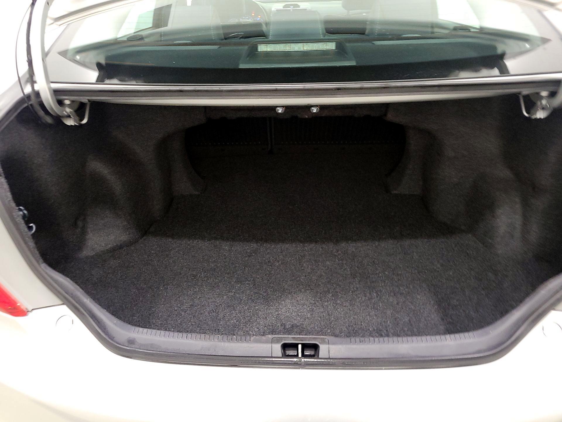 Thumbnail: 2014 Toyota Camry - 19