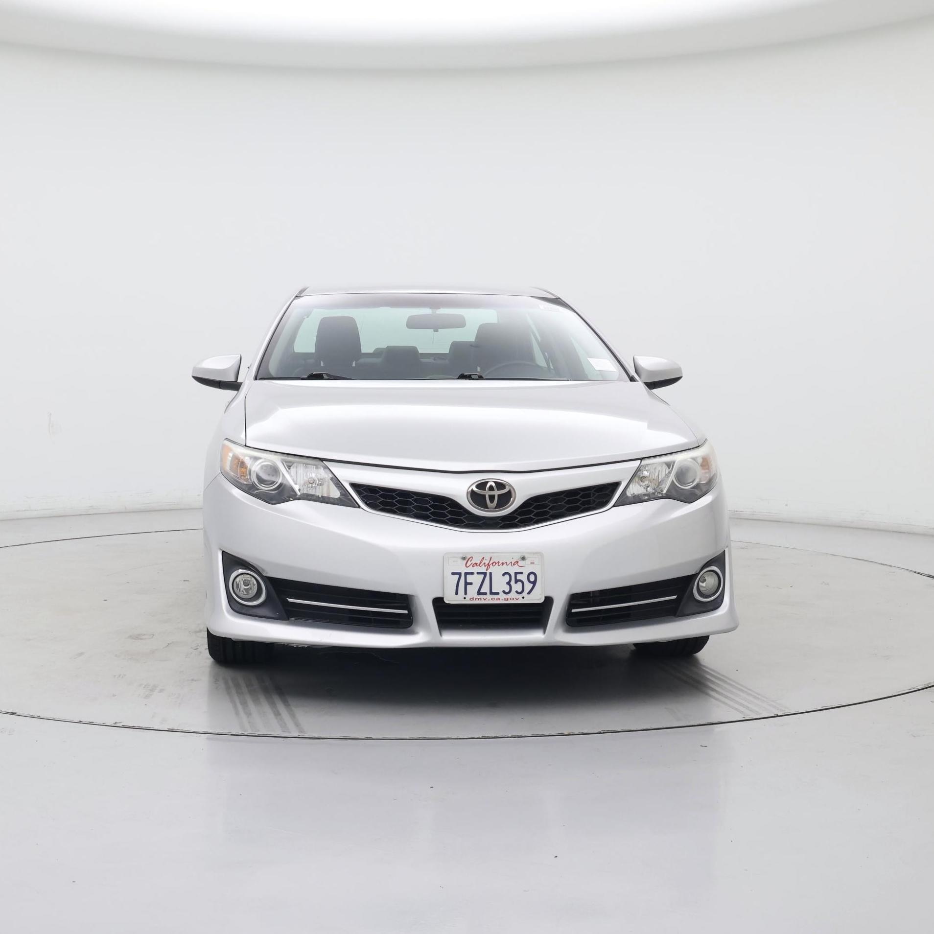 Thumbnail: 2014 Toyota Camry - 5