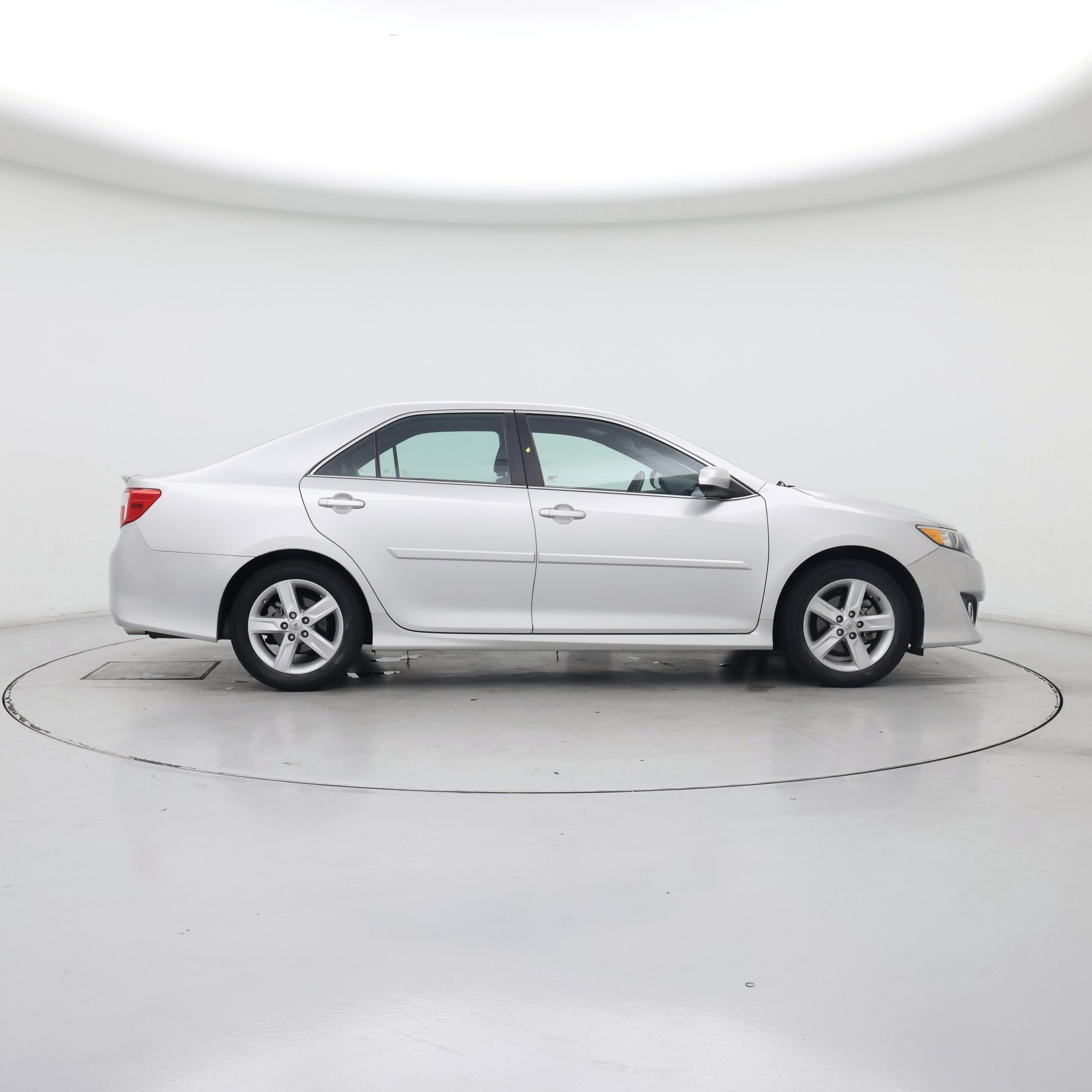 Thumbnail: 2014 Toyota Camry - 7