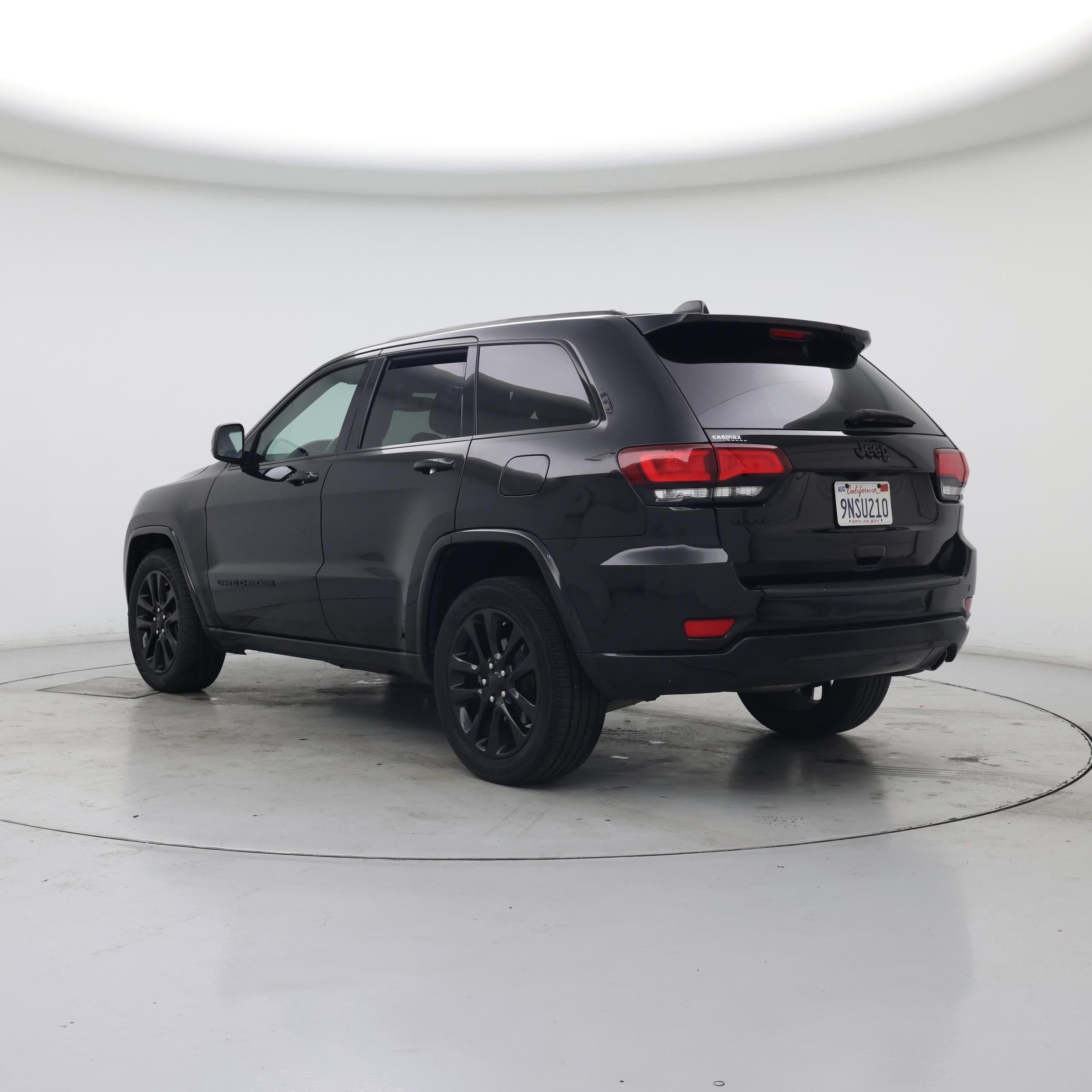 Thumbnail: 2019 Jeep Grand Cherokee - 2