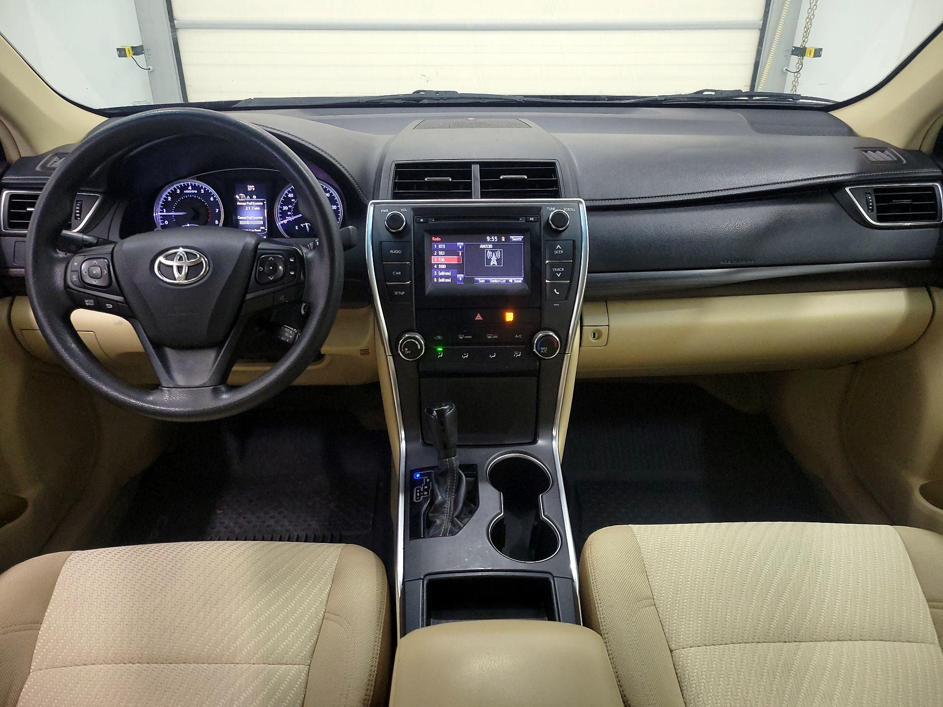 Thumbnail: 2017 Toyota Camry - 9