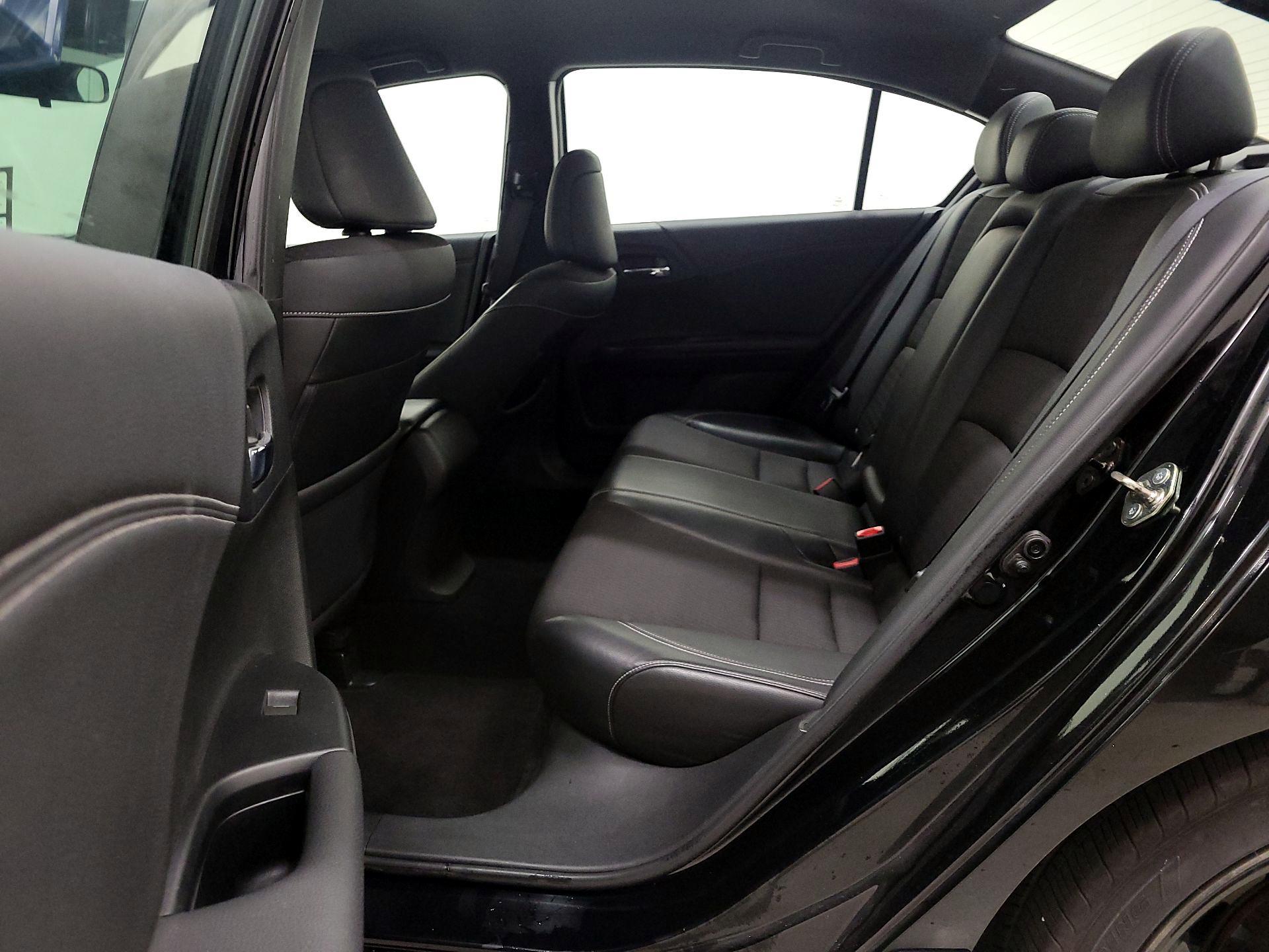 Thumbnail: 2016 Honda Accord - 19