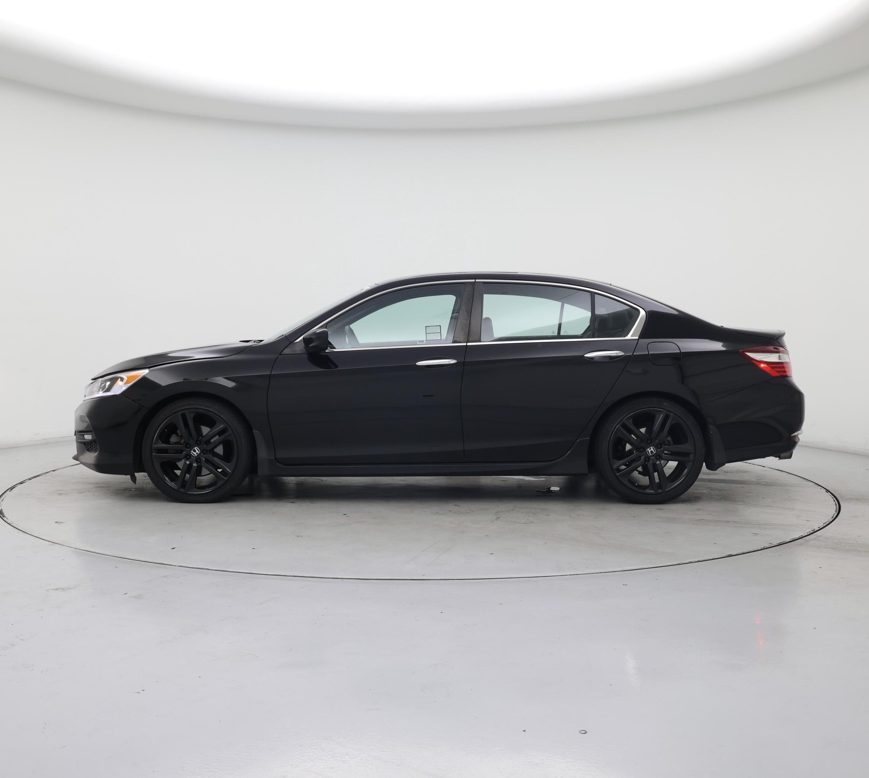 Thumbnail: 2016 Honda Accord - 3