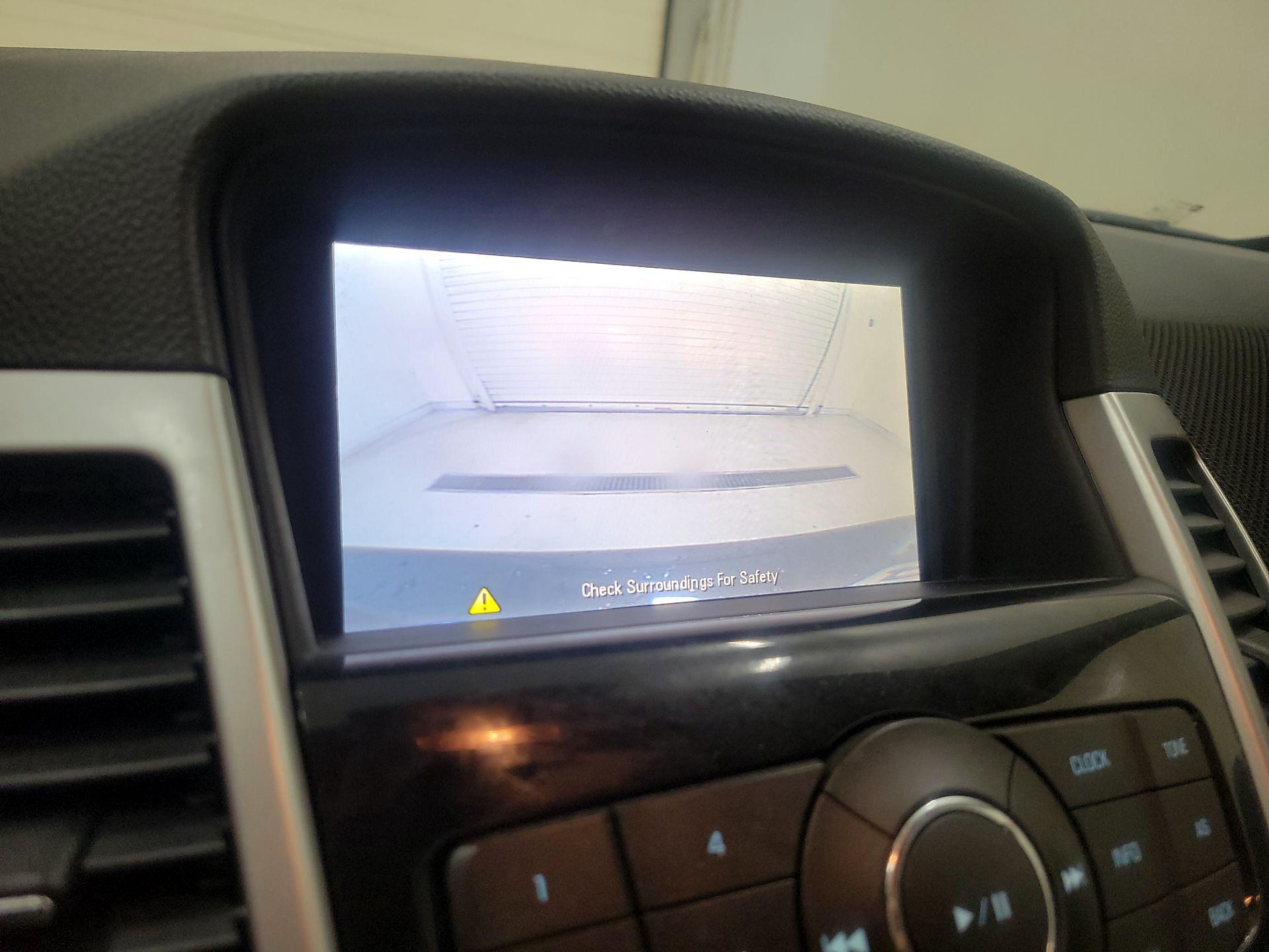 Thumbnail: 2015 Chevrolet Cruze - 14