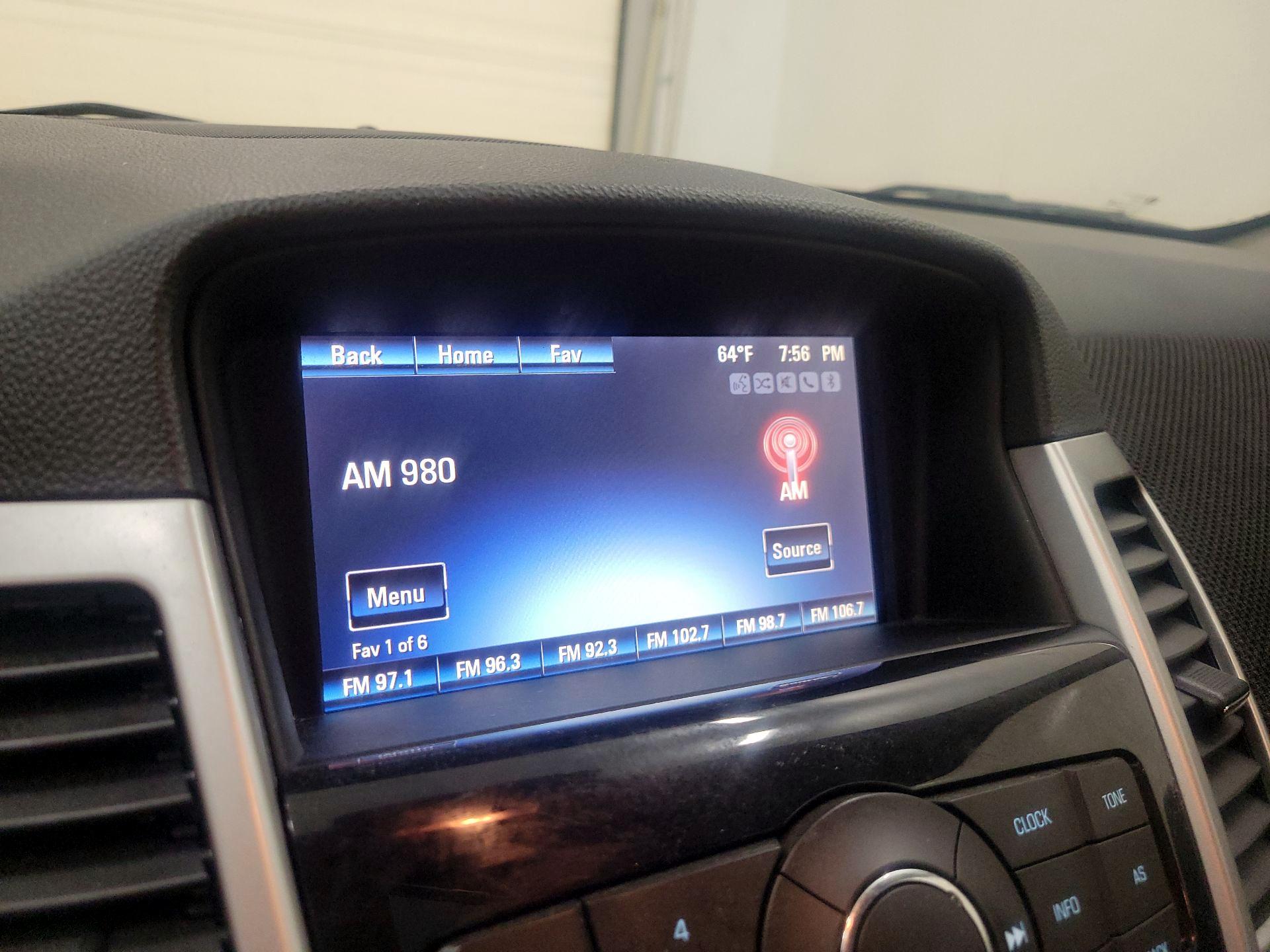 Thumbnail: 2015 Chevrolet Cruze - 15