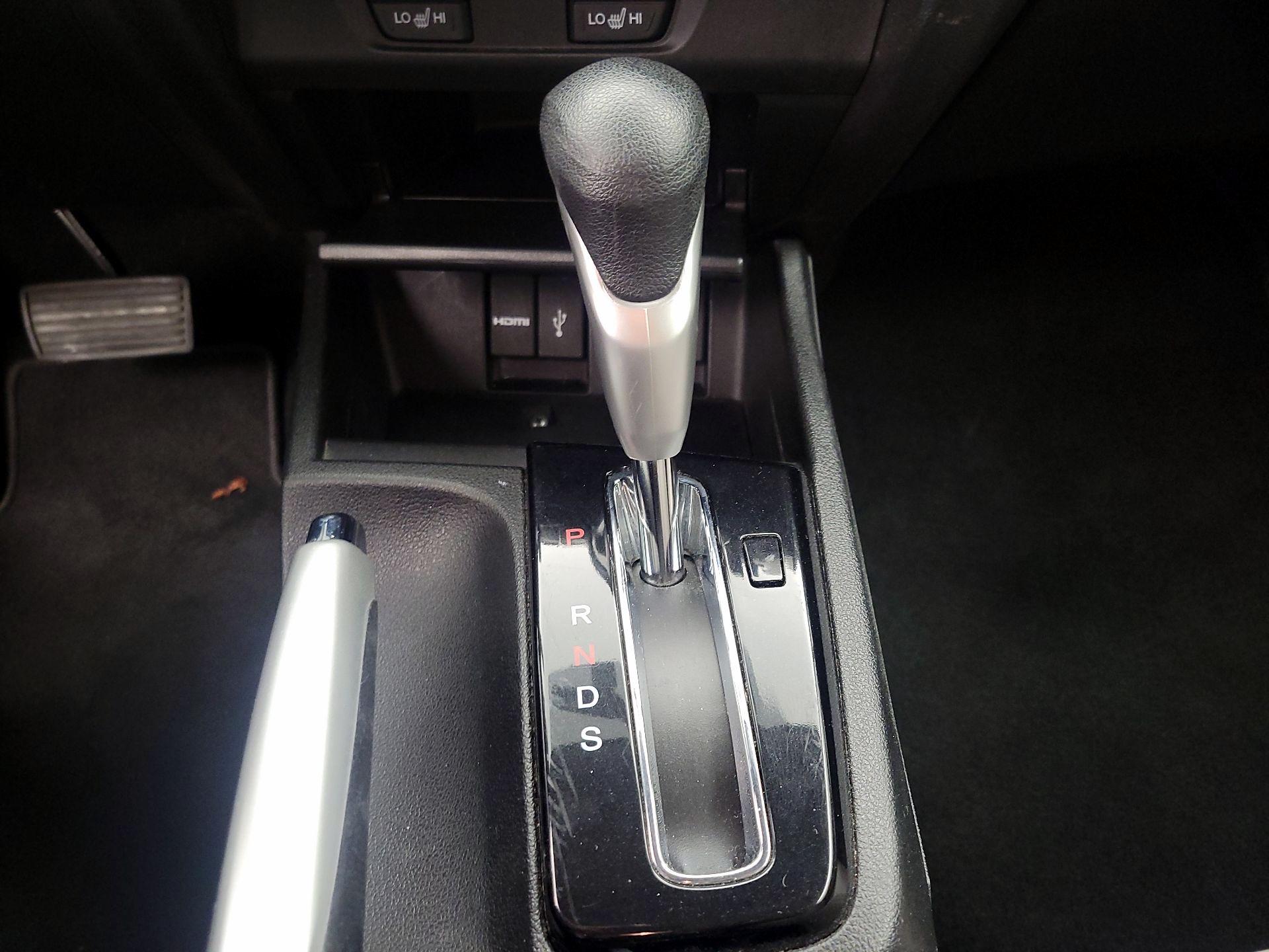 Thumbnail: 2015 Honda Civic - 17