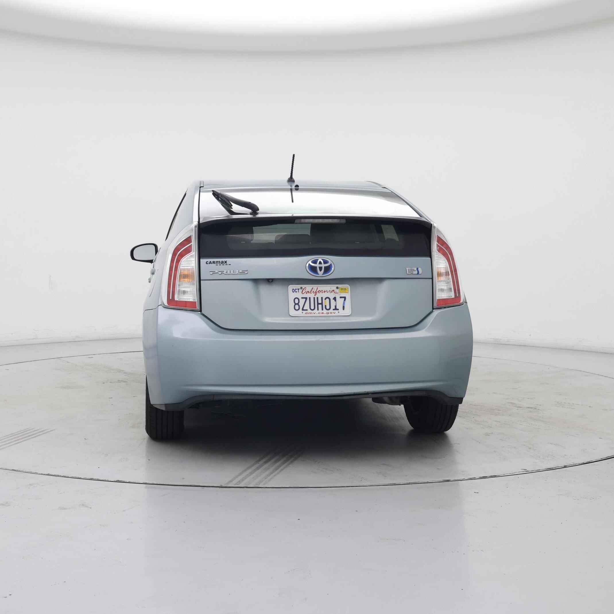 Thumbnail: 2015 Toyota Prius - 6