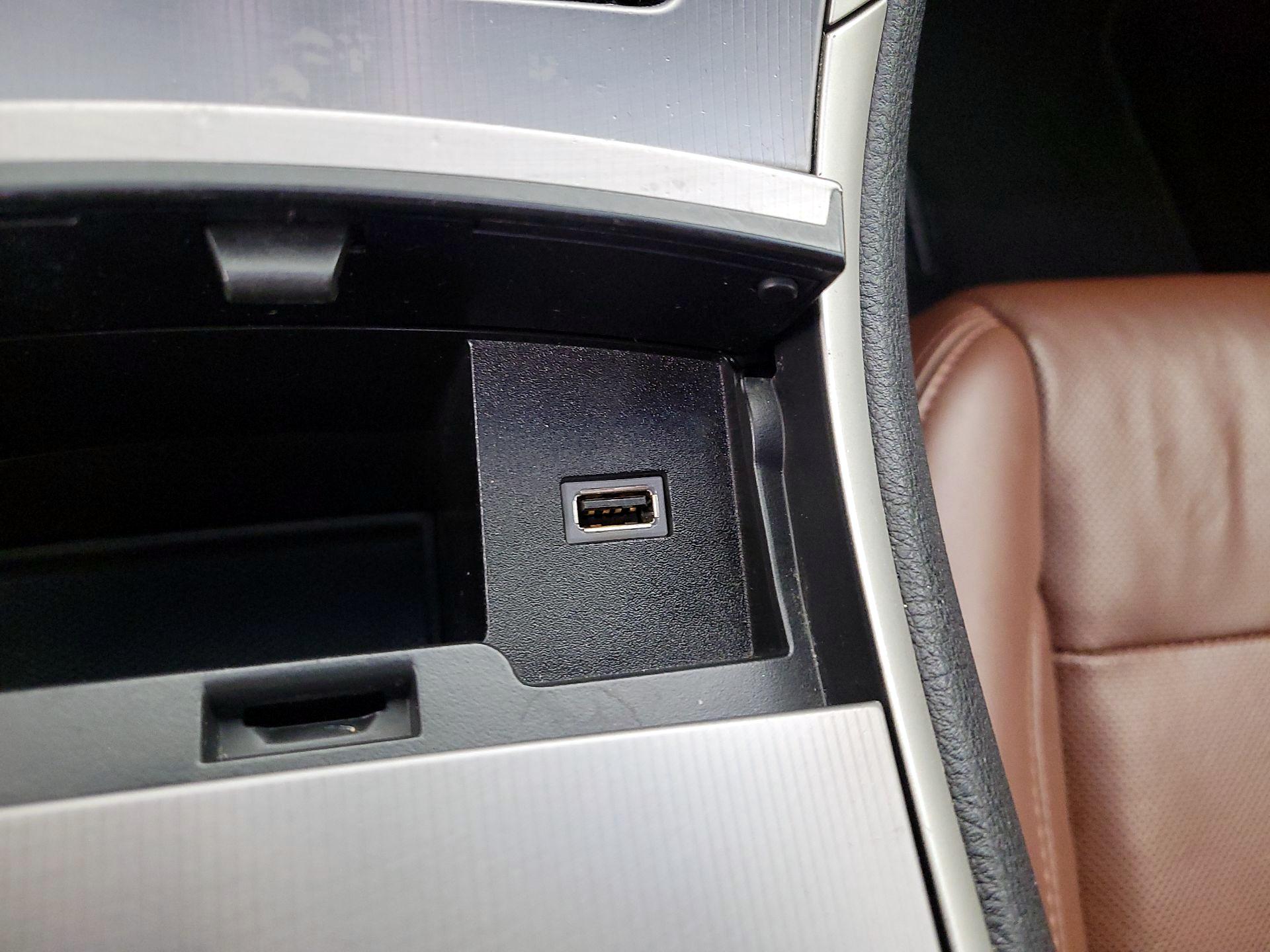Thumbnail: 2018 Lincoln MKZ - 19