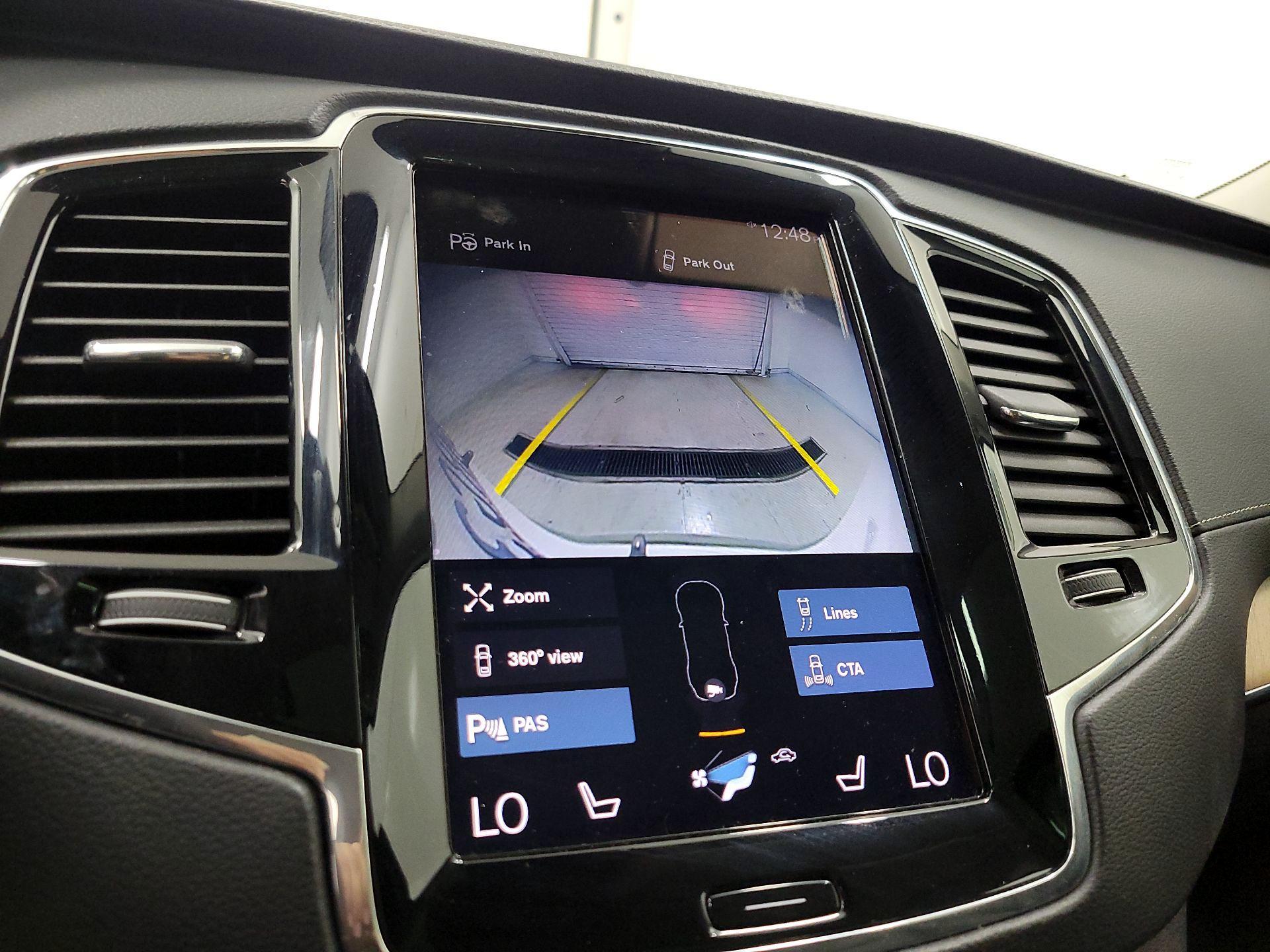 Thumbnail: 2020 Volvo XC90 - 15