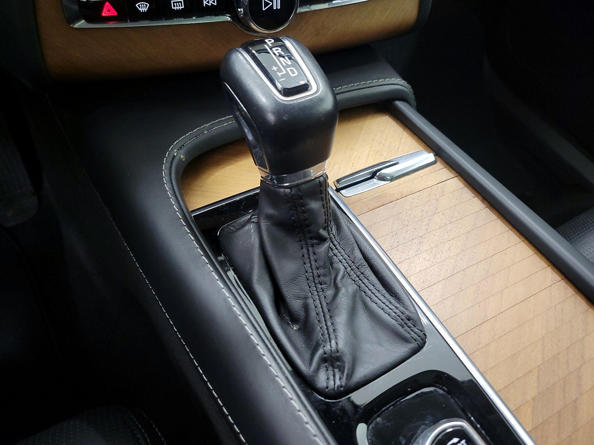 Thumbnail: 2020 Volvo XC90 - 18
