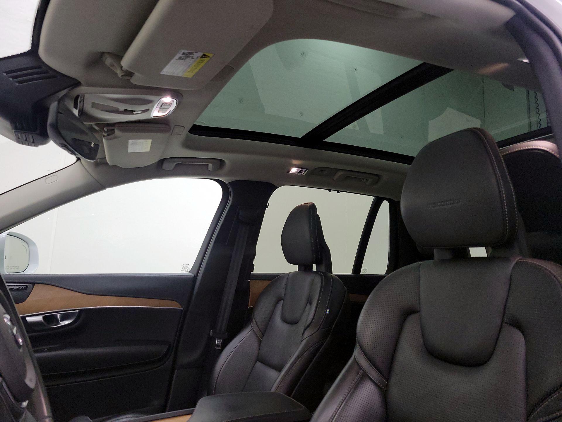 Thumbnail: 2020 Volvo XC90 - 20