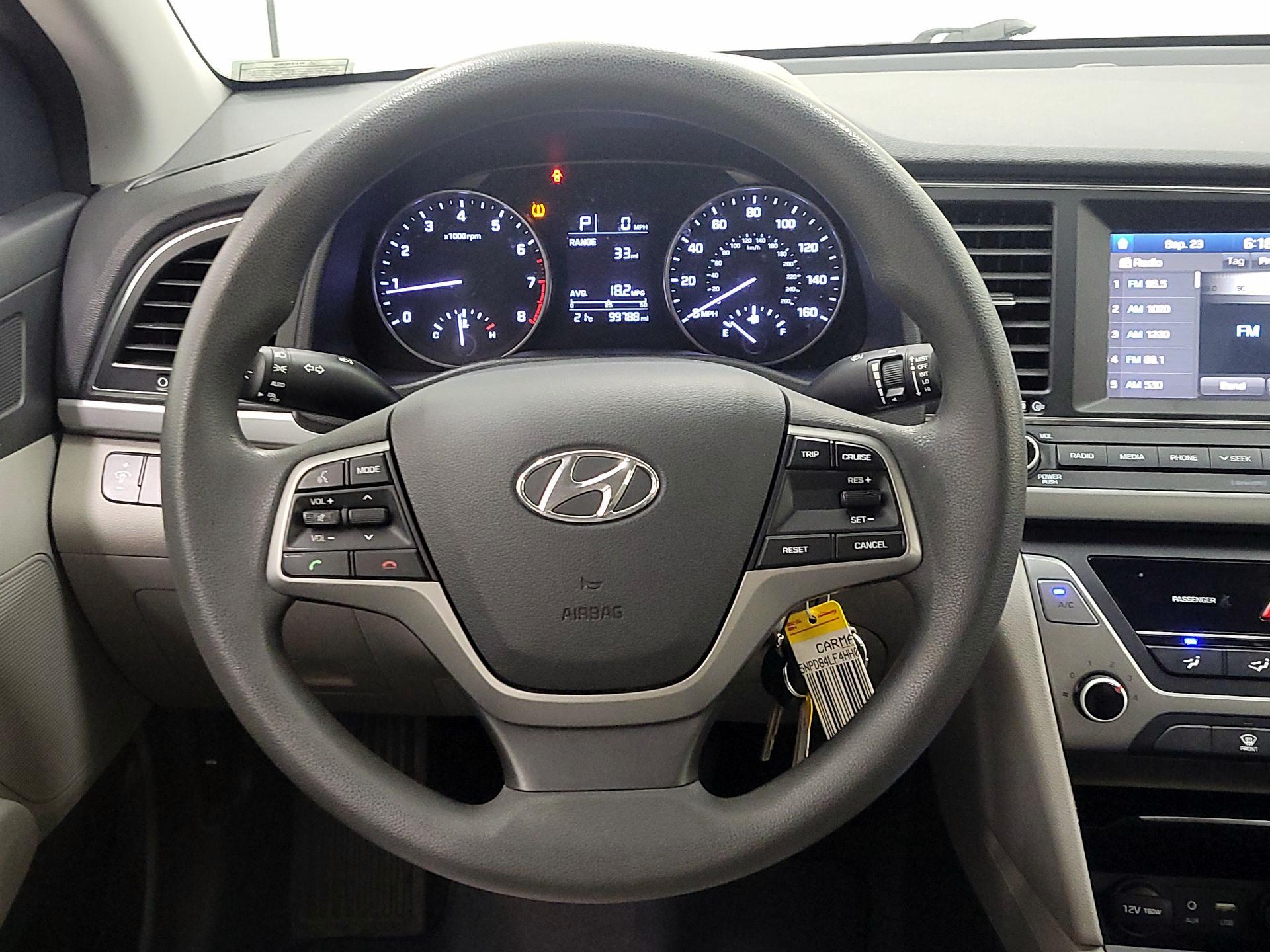 Thumbnail: 2017 Hyundai Elantra - 10