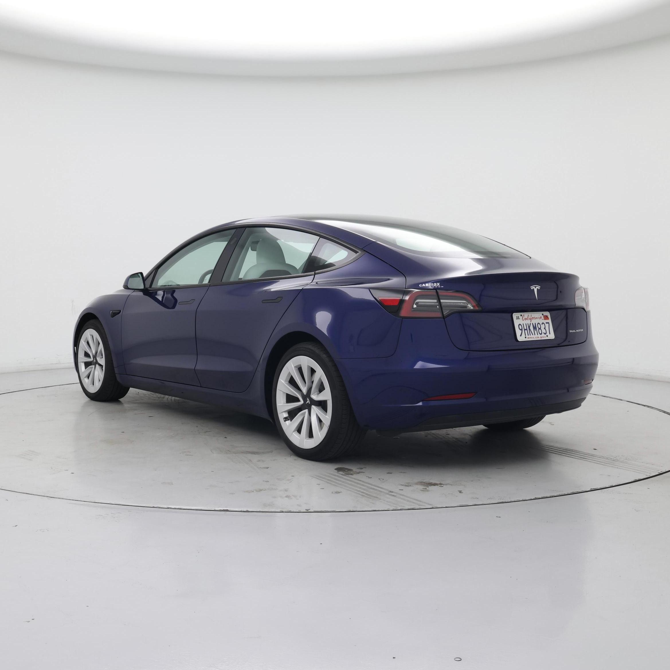 Thumbnail: 2023 Tesla Model 3 - 2