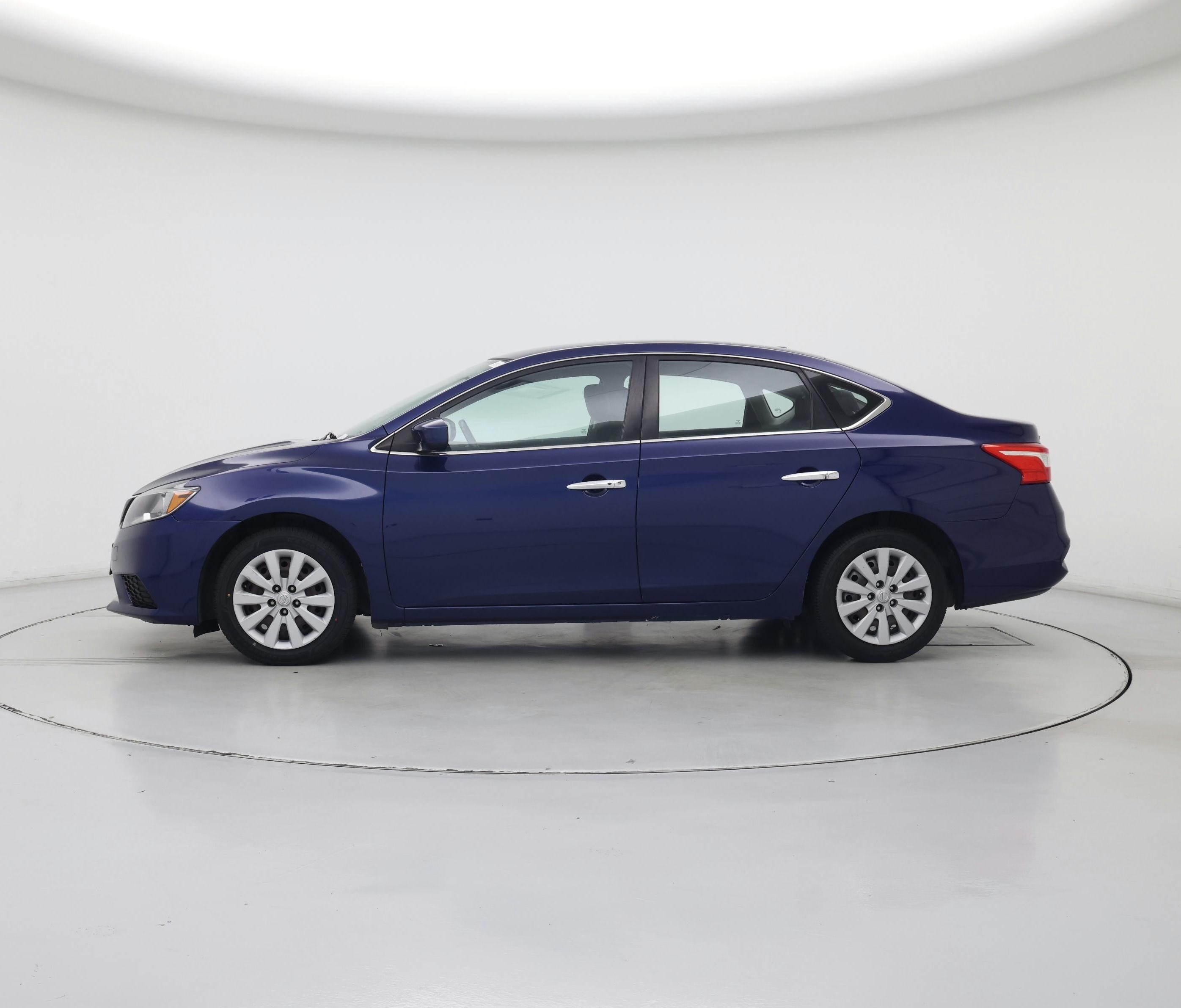 Thumbnail: 2017 Nissan Sentra - 3