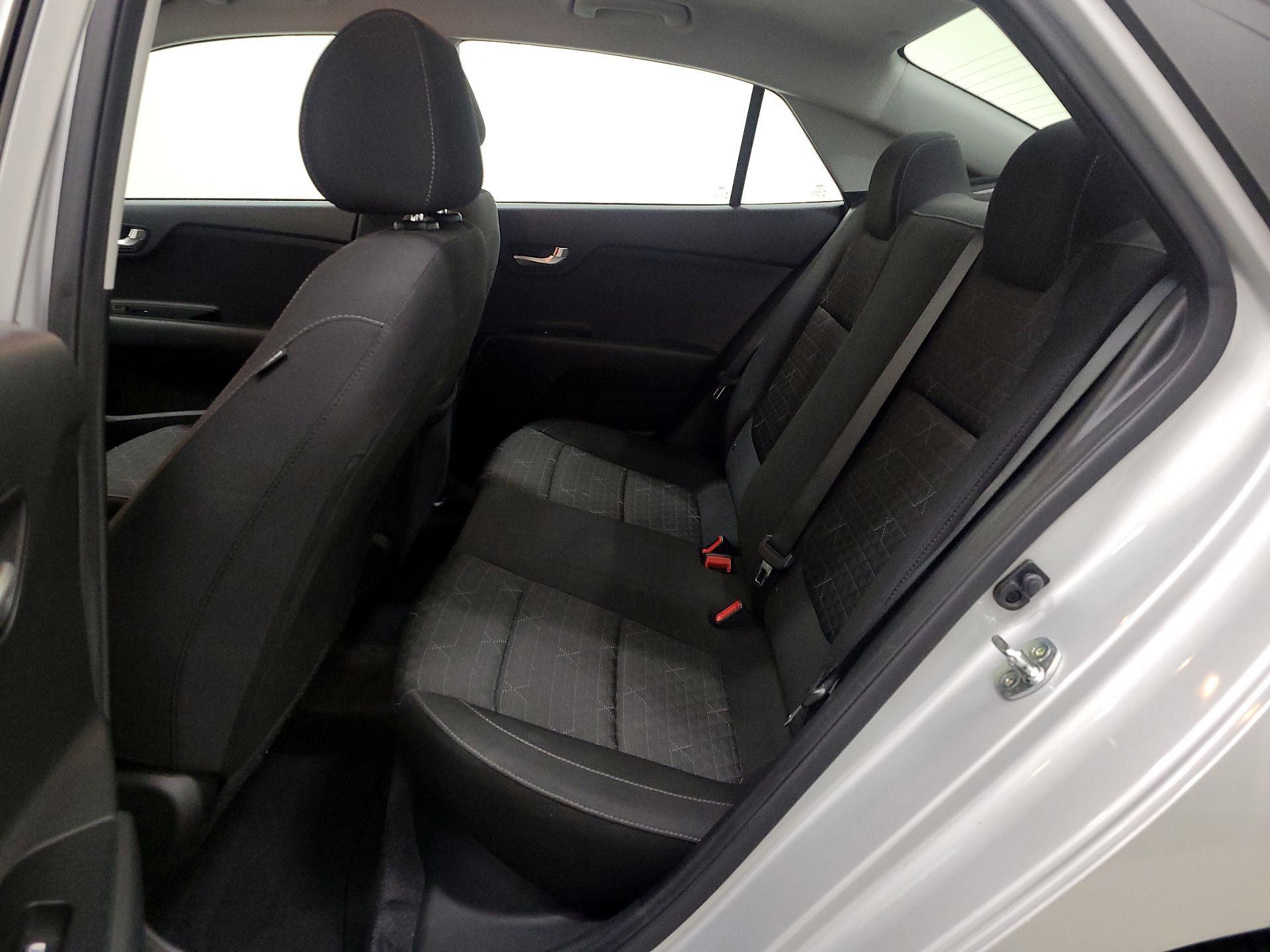 Thumbnail: 2019 Kia Rio - 19