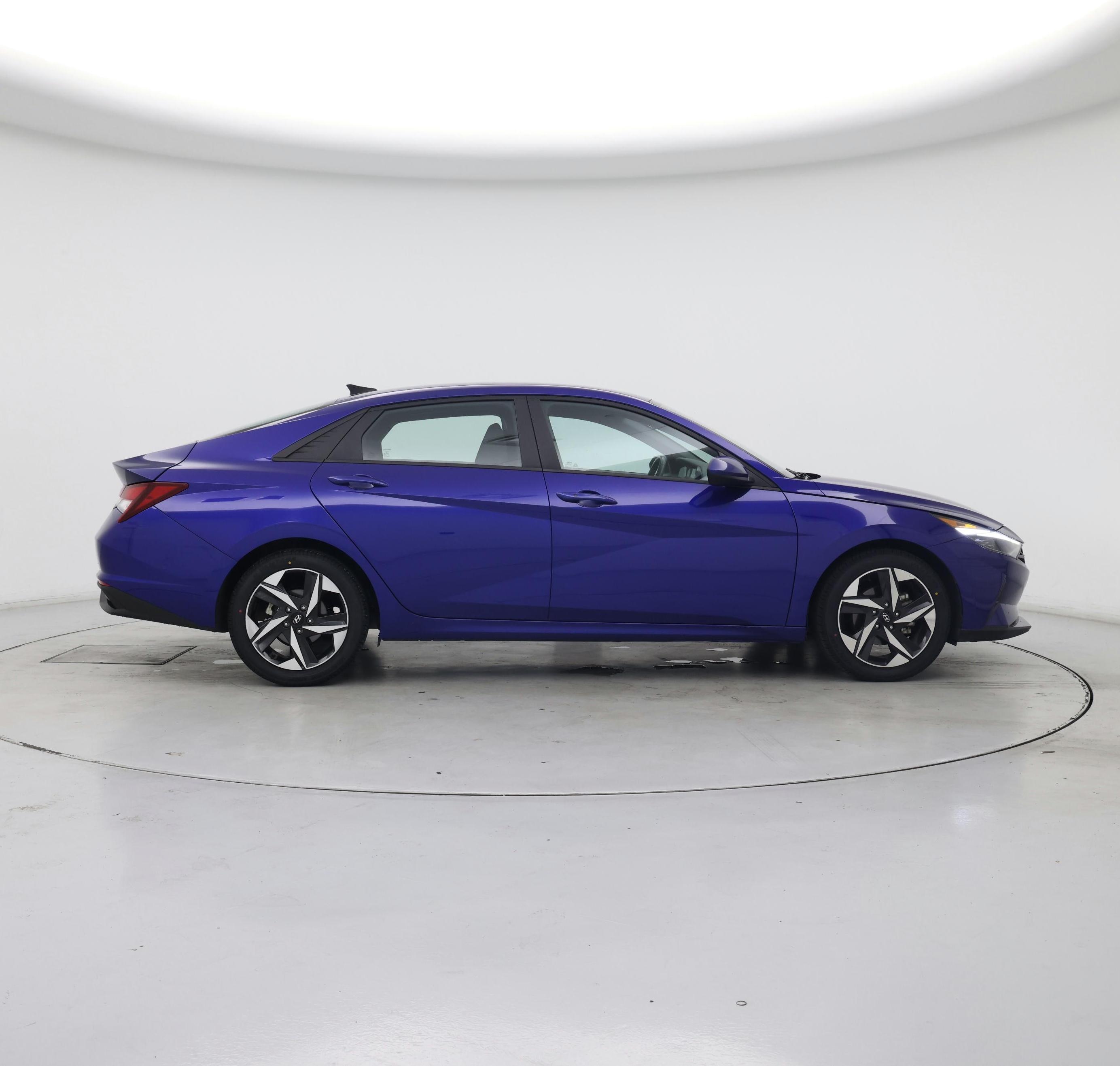 Thumbnail: 2023 Hyundai Elantra - 7
